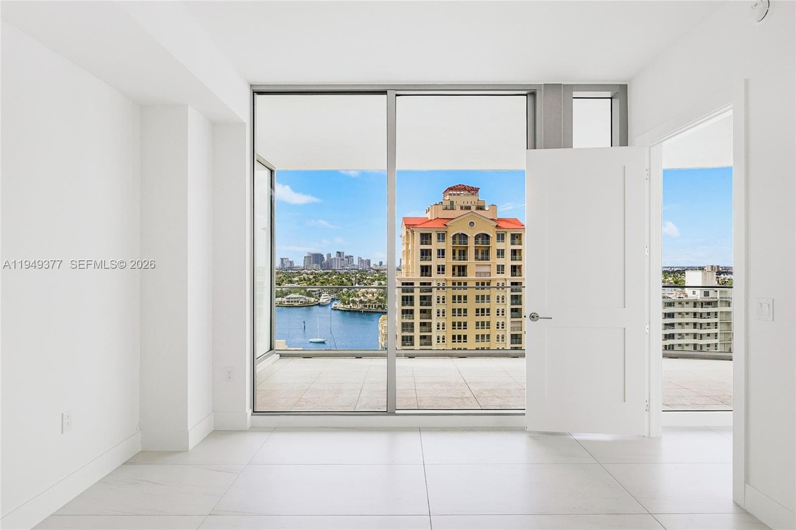151 N Seabreeze 1003-E photo 23