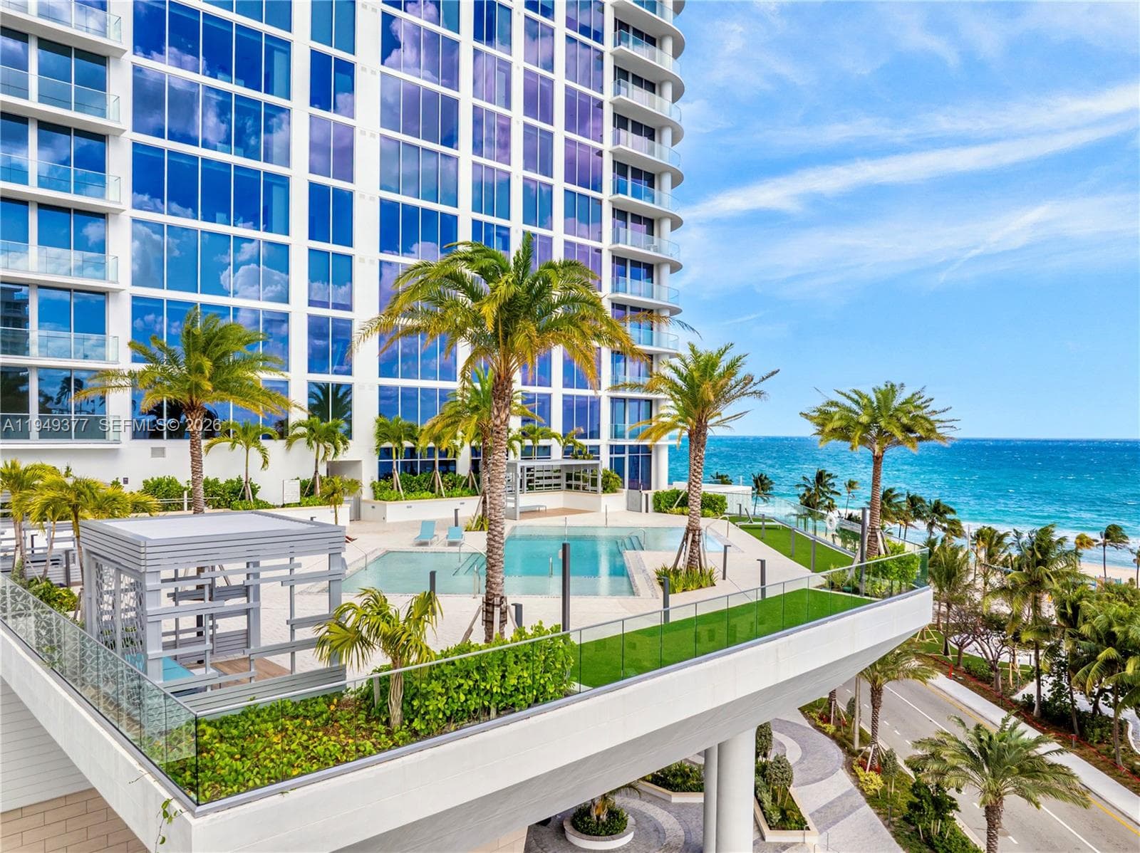 151 N Seabreeze 1003-E photo 16