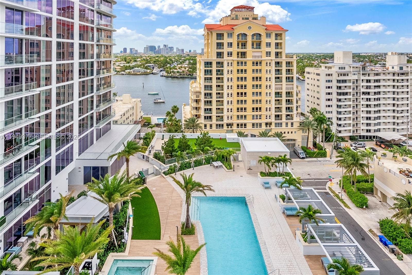 151 N Seabreeze 1003-E photo 22