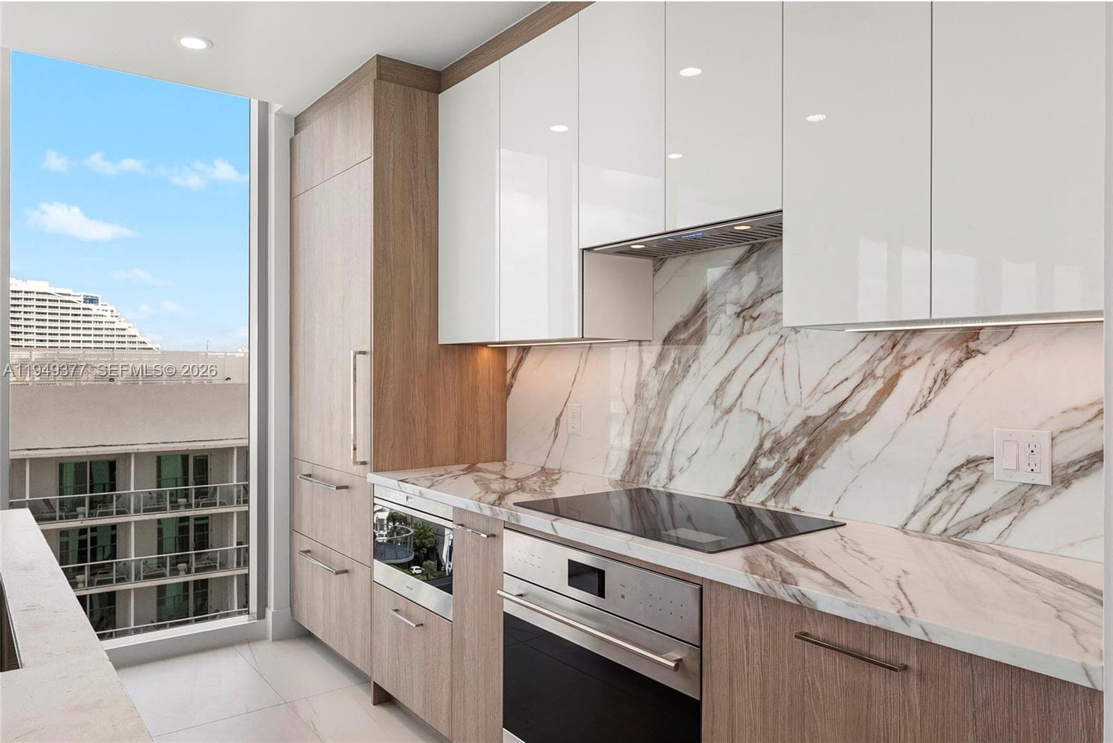 151 N Seabreeze 1003-E photo 18