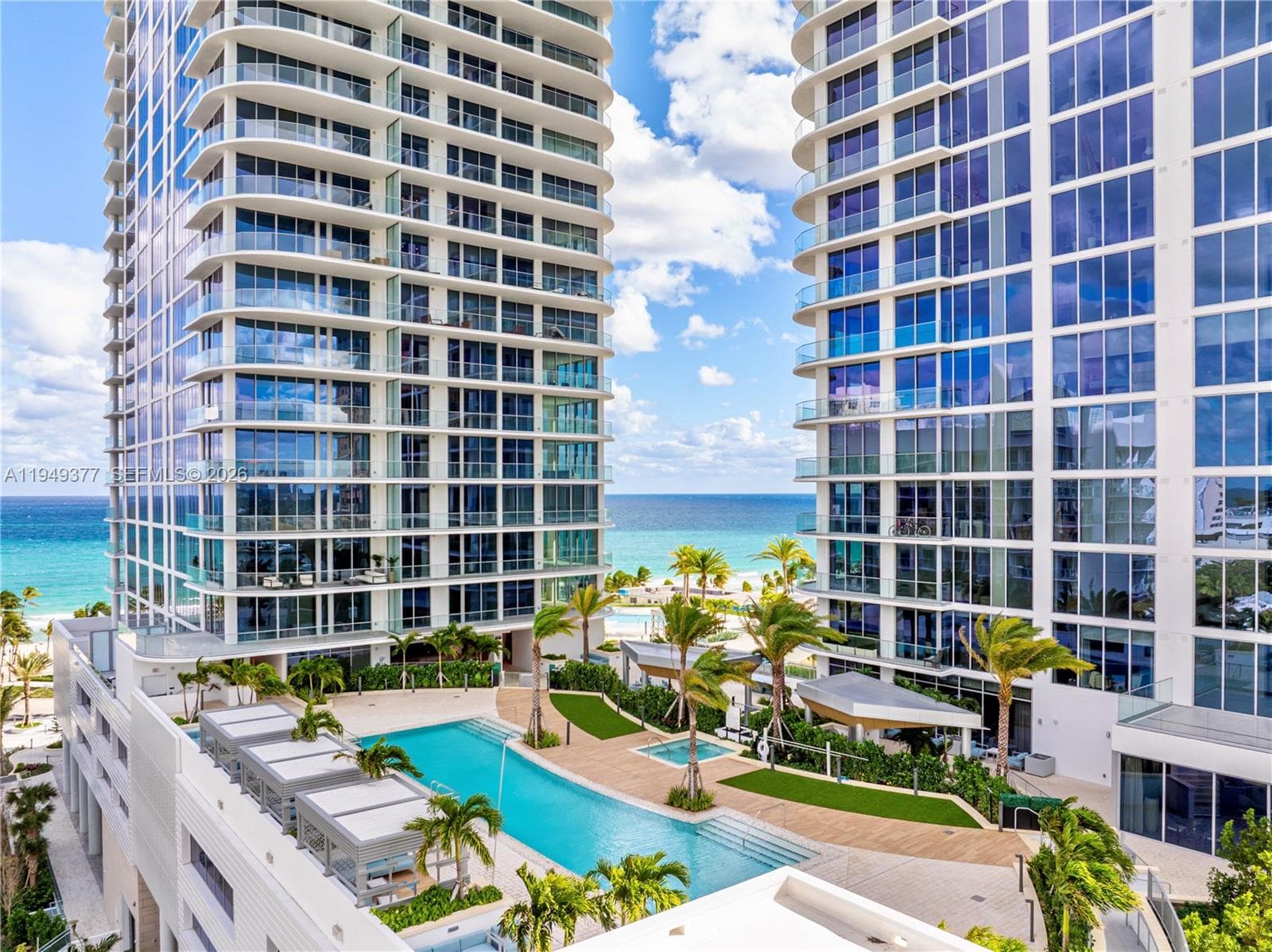 151 N Seabreeze 1003-E photo 15