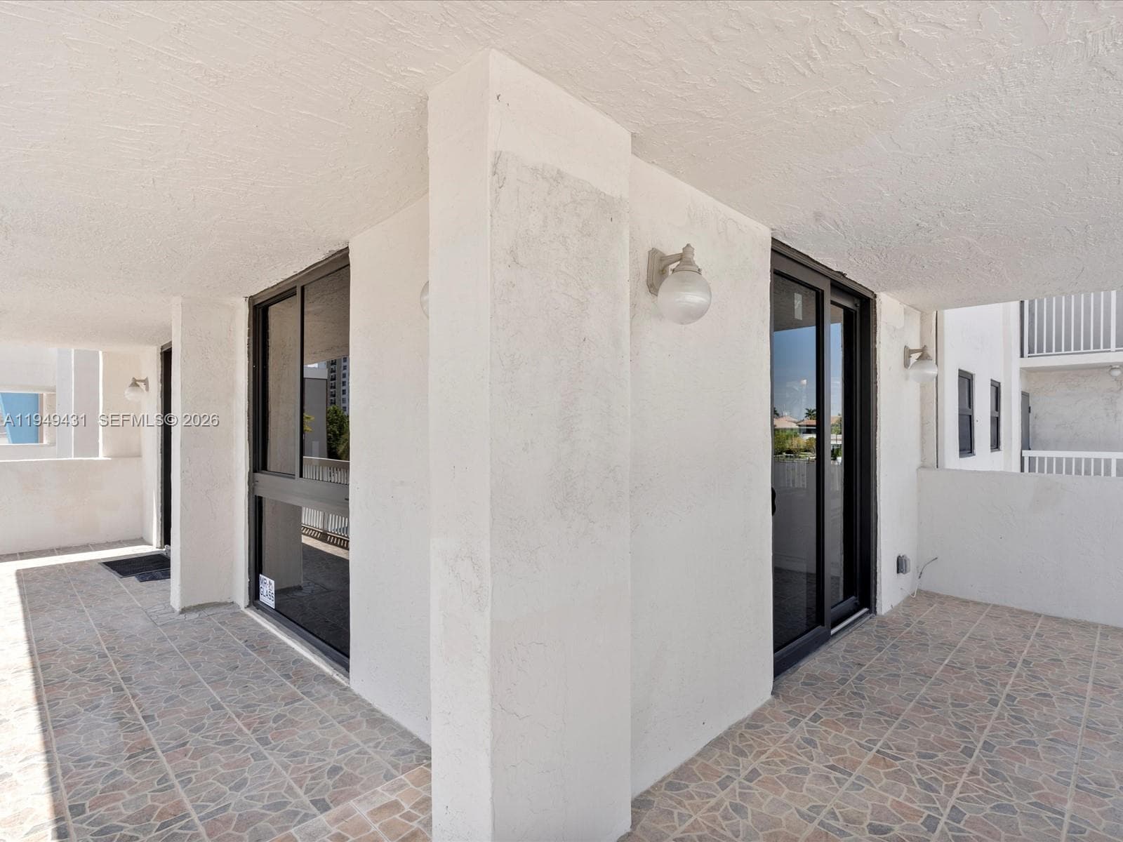 1500 Ocean Dr 3G photo 23