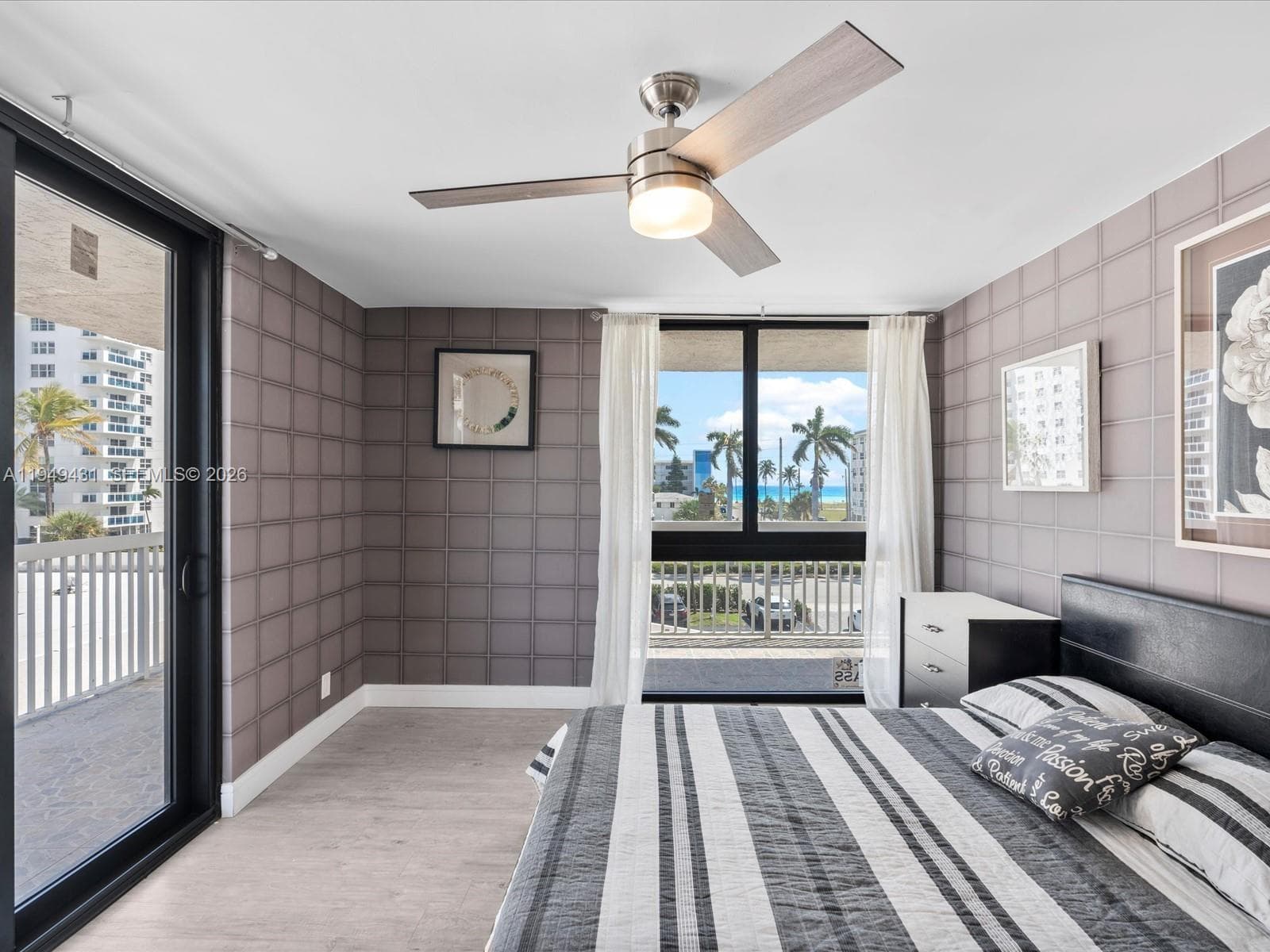 1500 Ocean Dr 3G photo 13