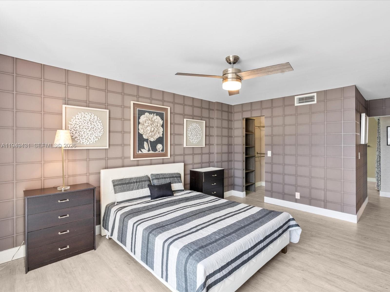 1500 Ocean Dr 3G photo 16