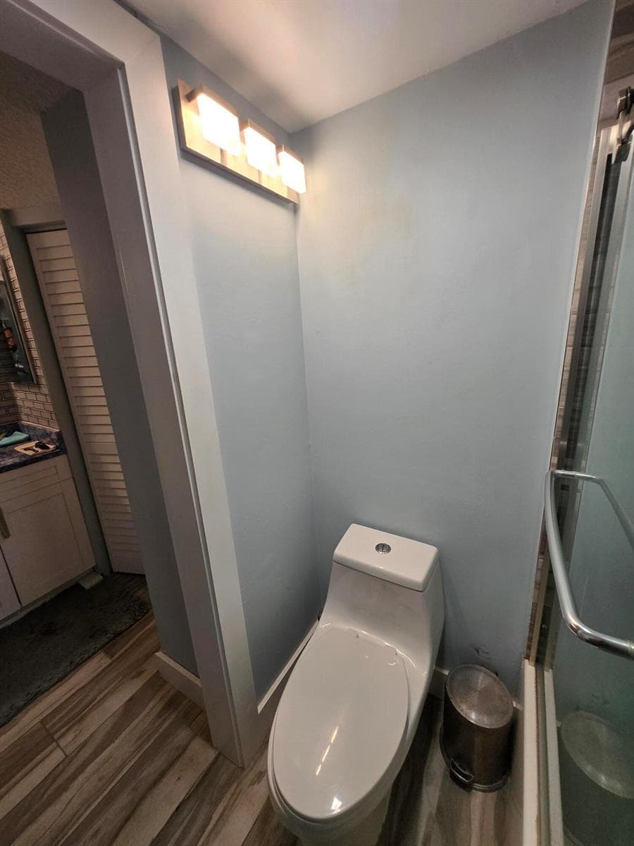 1105 Lake Shore Drive 102 photo 17