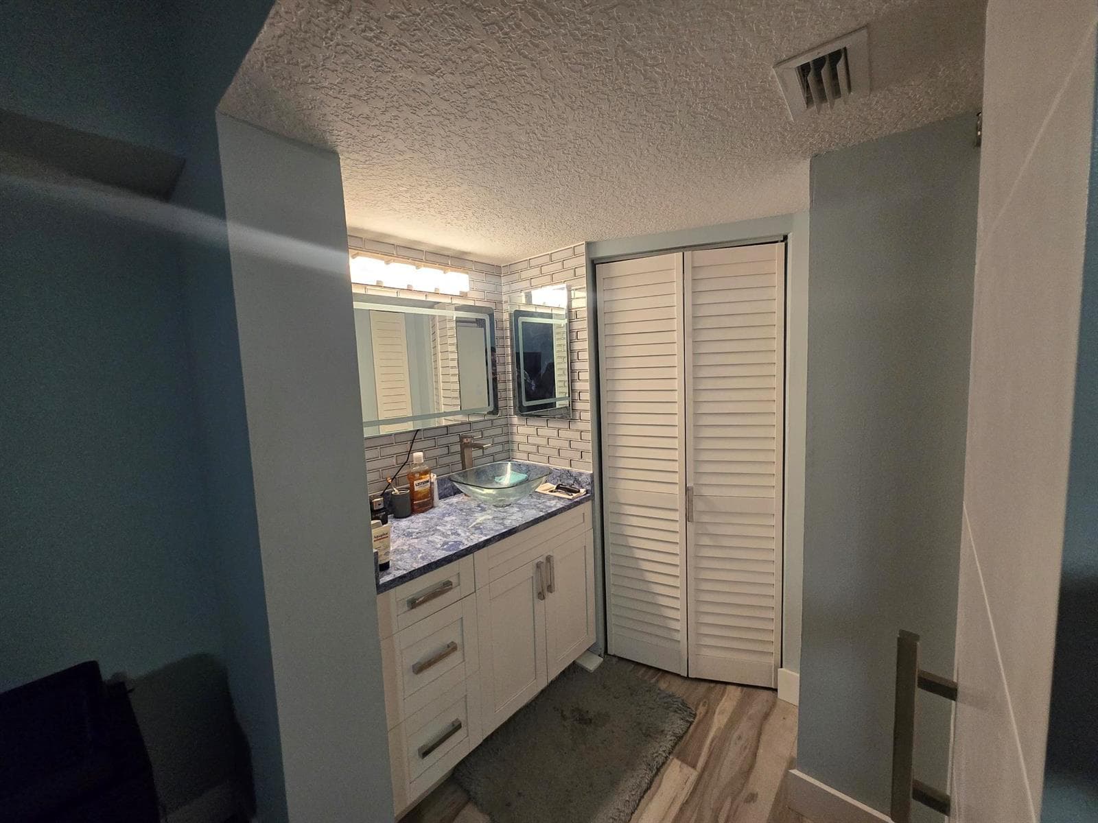 1105 Lake Shore Drive 102 photo 19