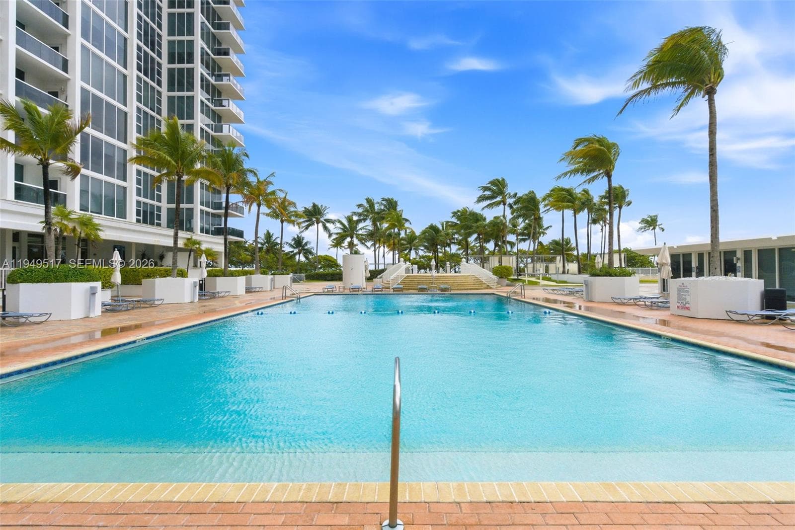 10275 Collins Ave 718 photo 1