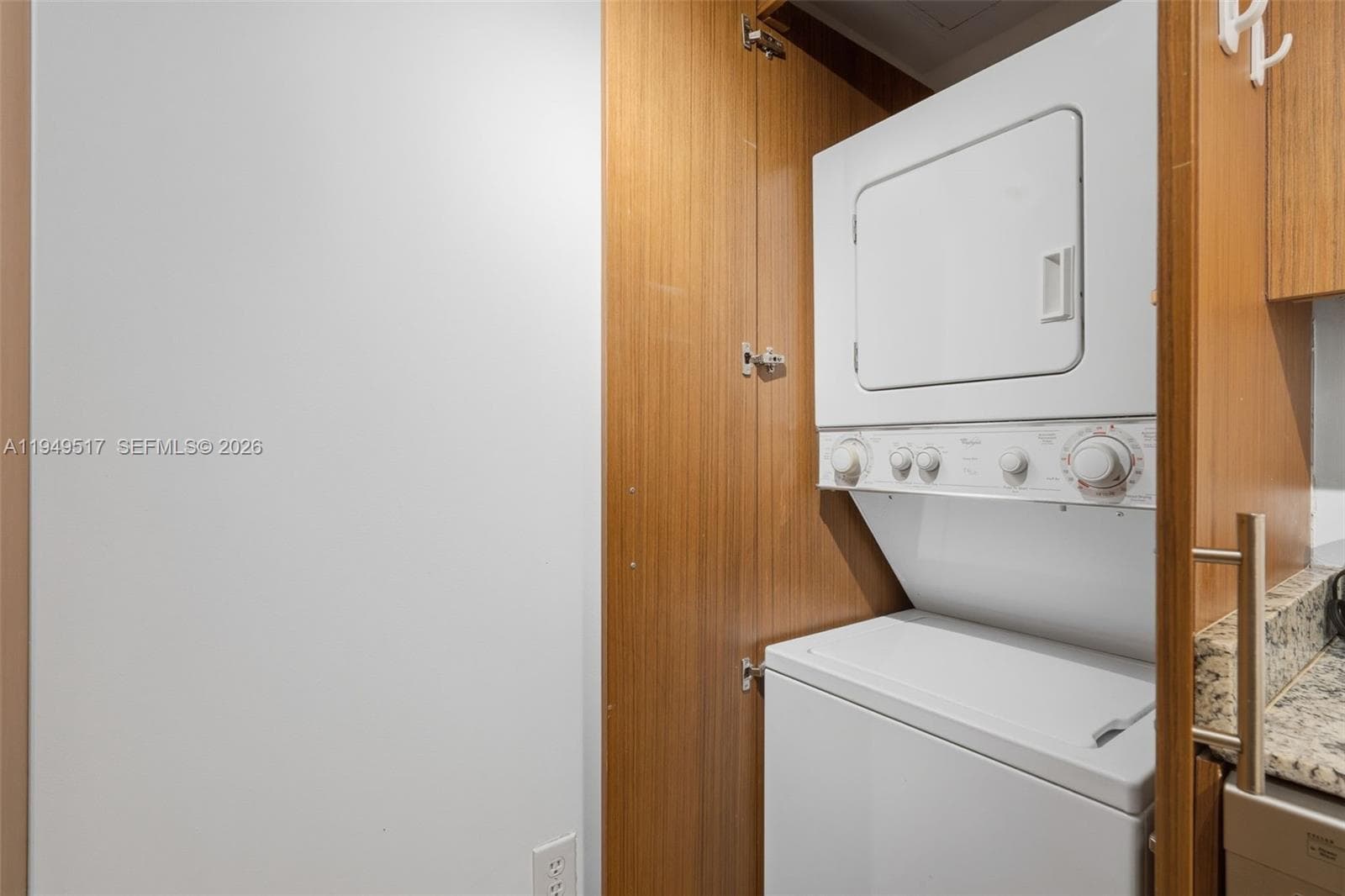10275 Collins Ave 718 photo 14