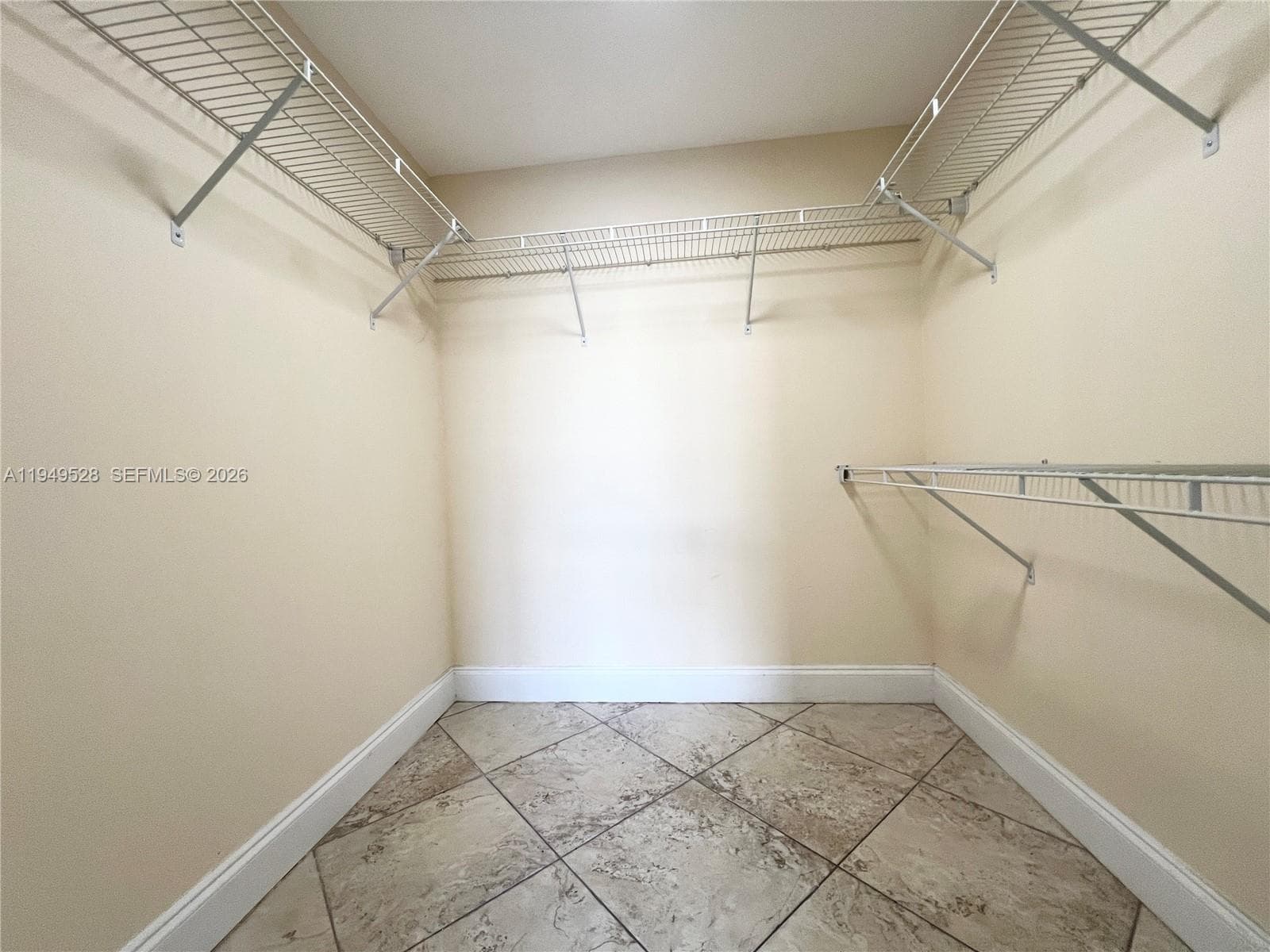 1833 S Ocean Dr 1109 photo 15