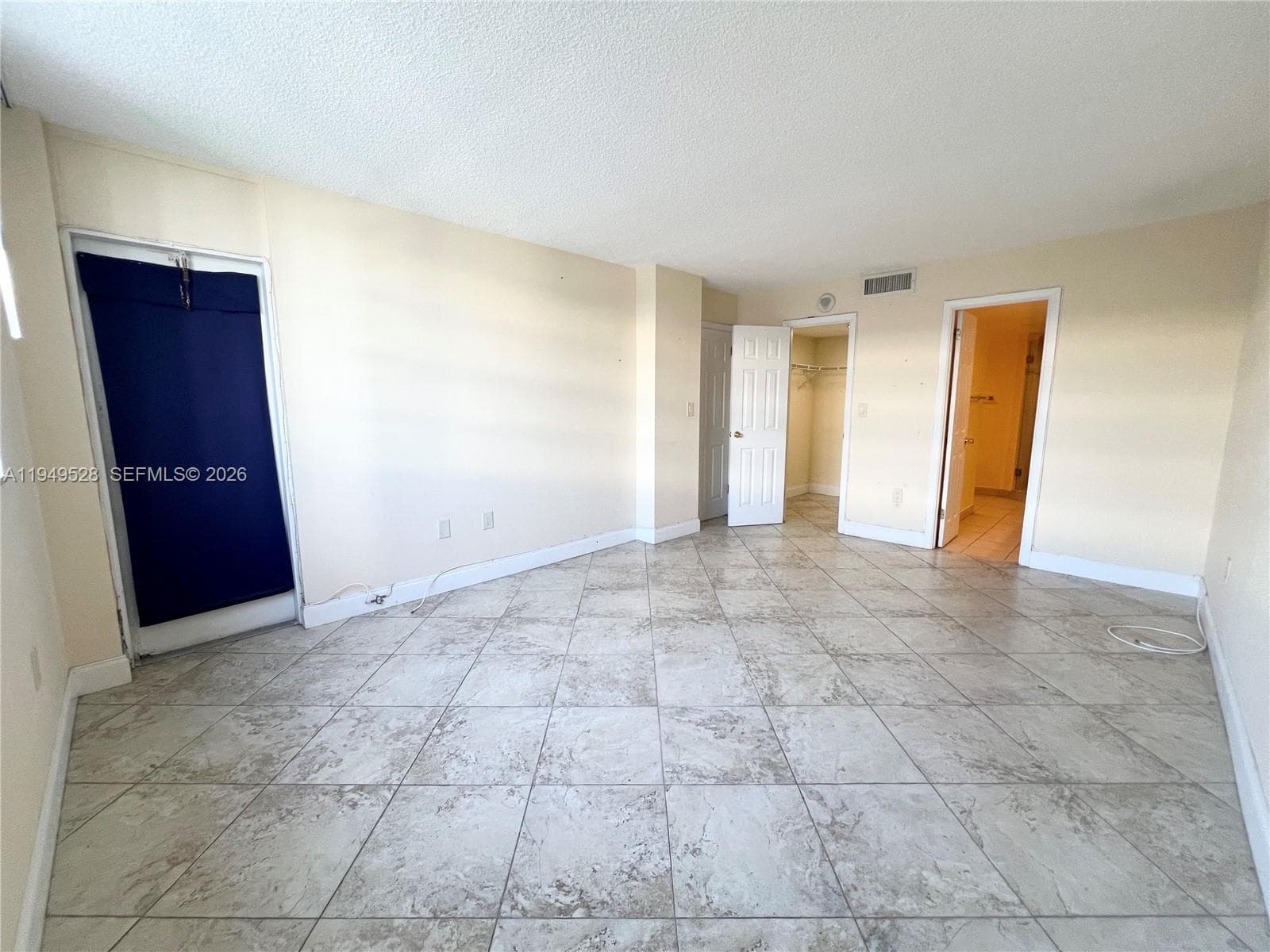 1833 S Ocean Dr 1109 photo 11