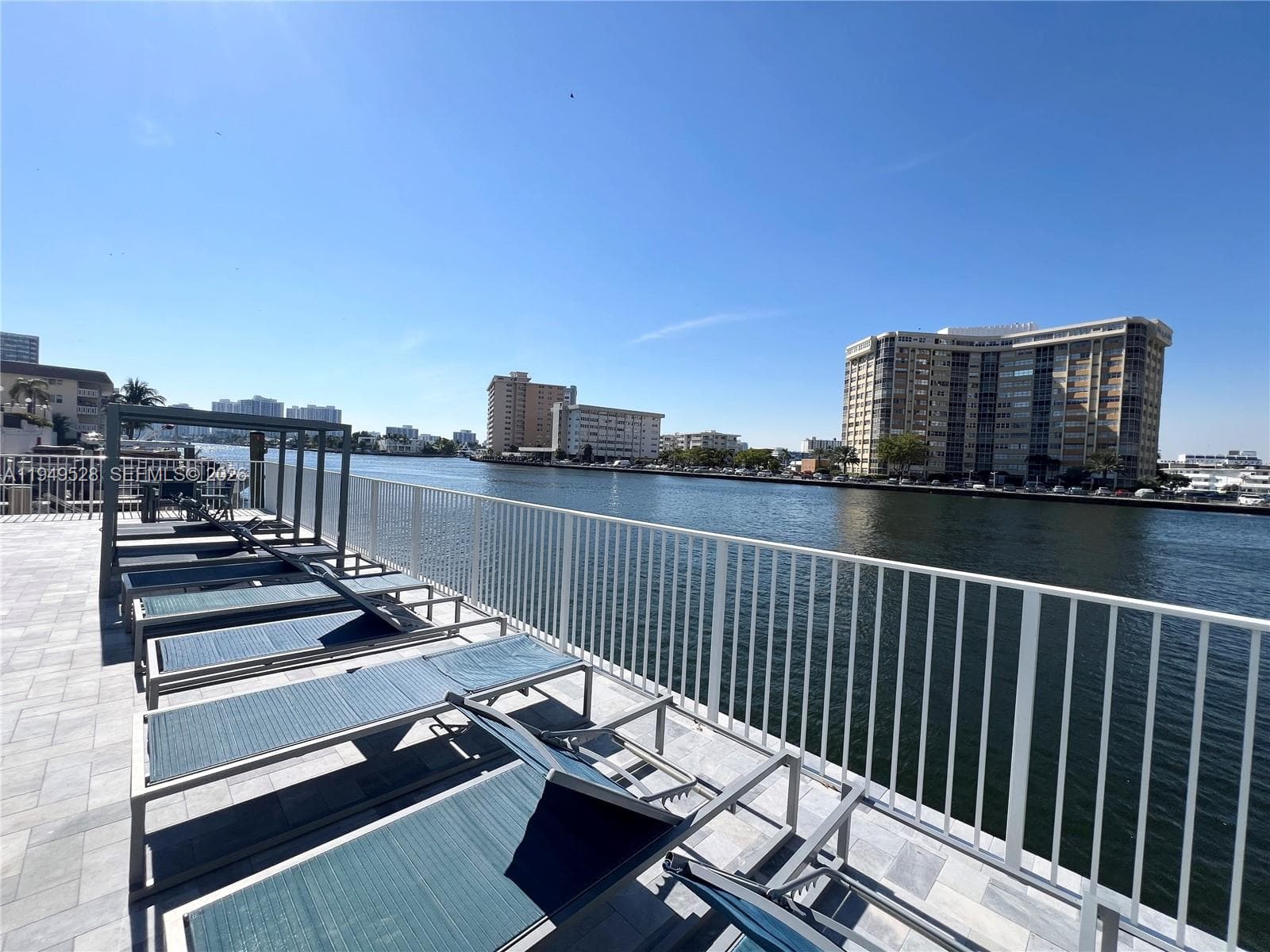1833 S Ocean Dr 1109 photo 21