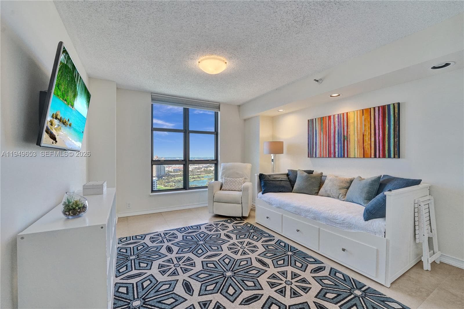 3500 Mystic Pointe Dr 3601 photo 12