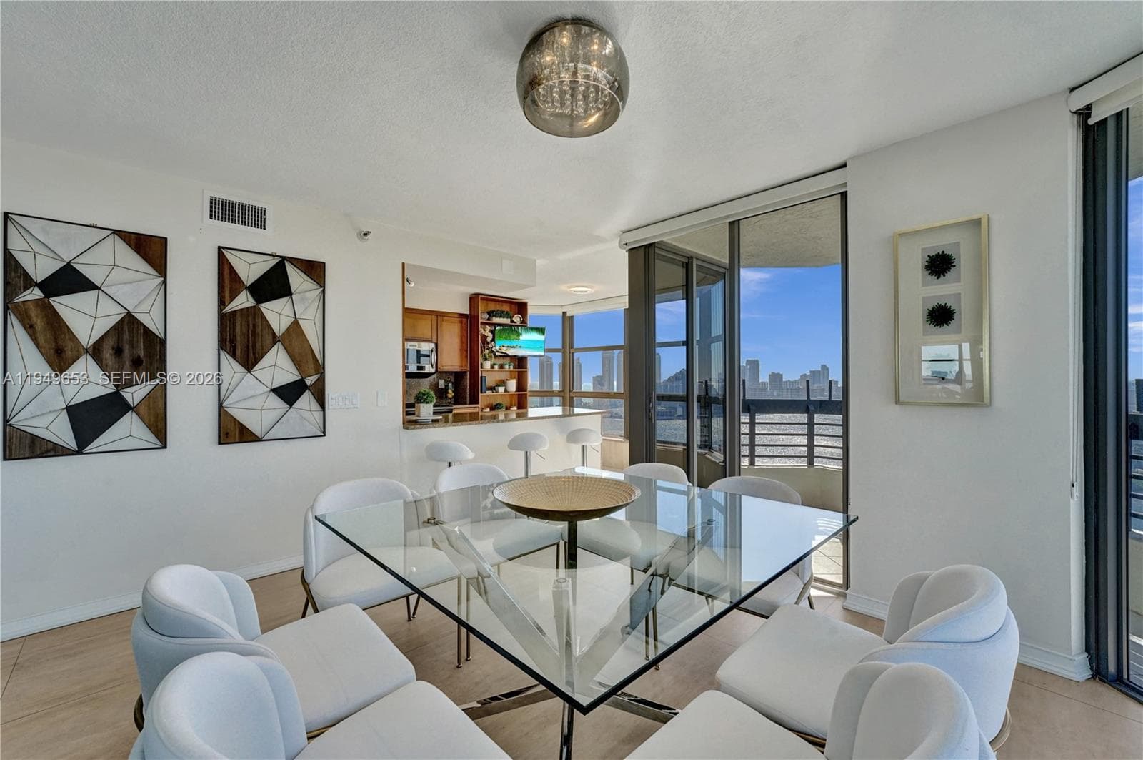 3500 Mystic Pointe Dr 3601 photo 8