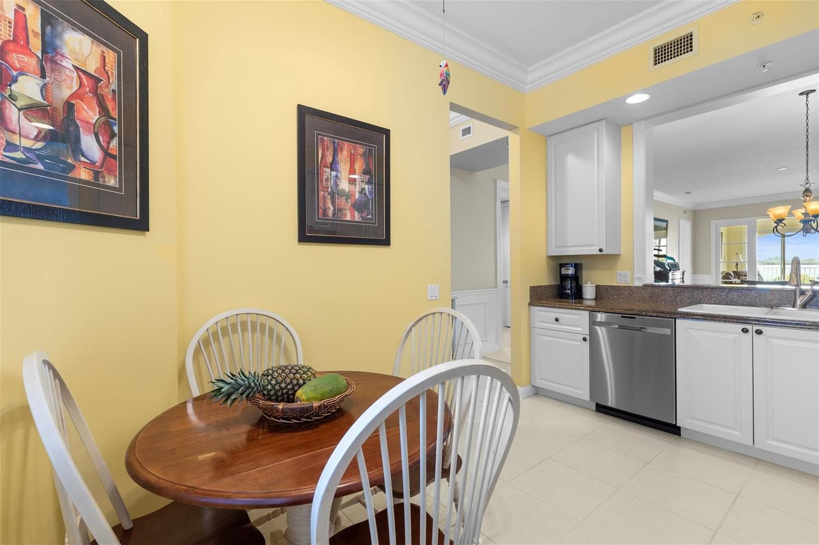 21 Harbour Isle Drive 203 photo 17