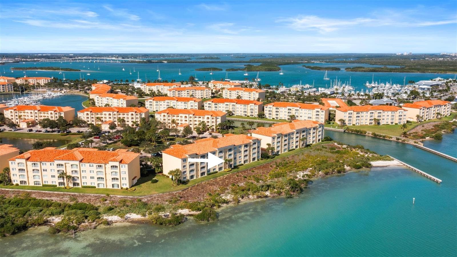21 Harbour Isle Drive 203 photo 3