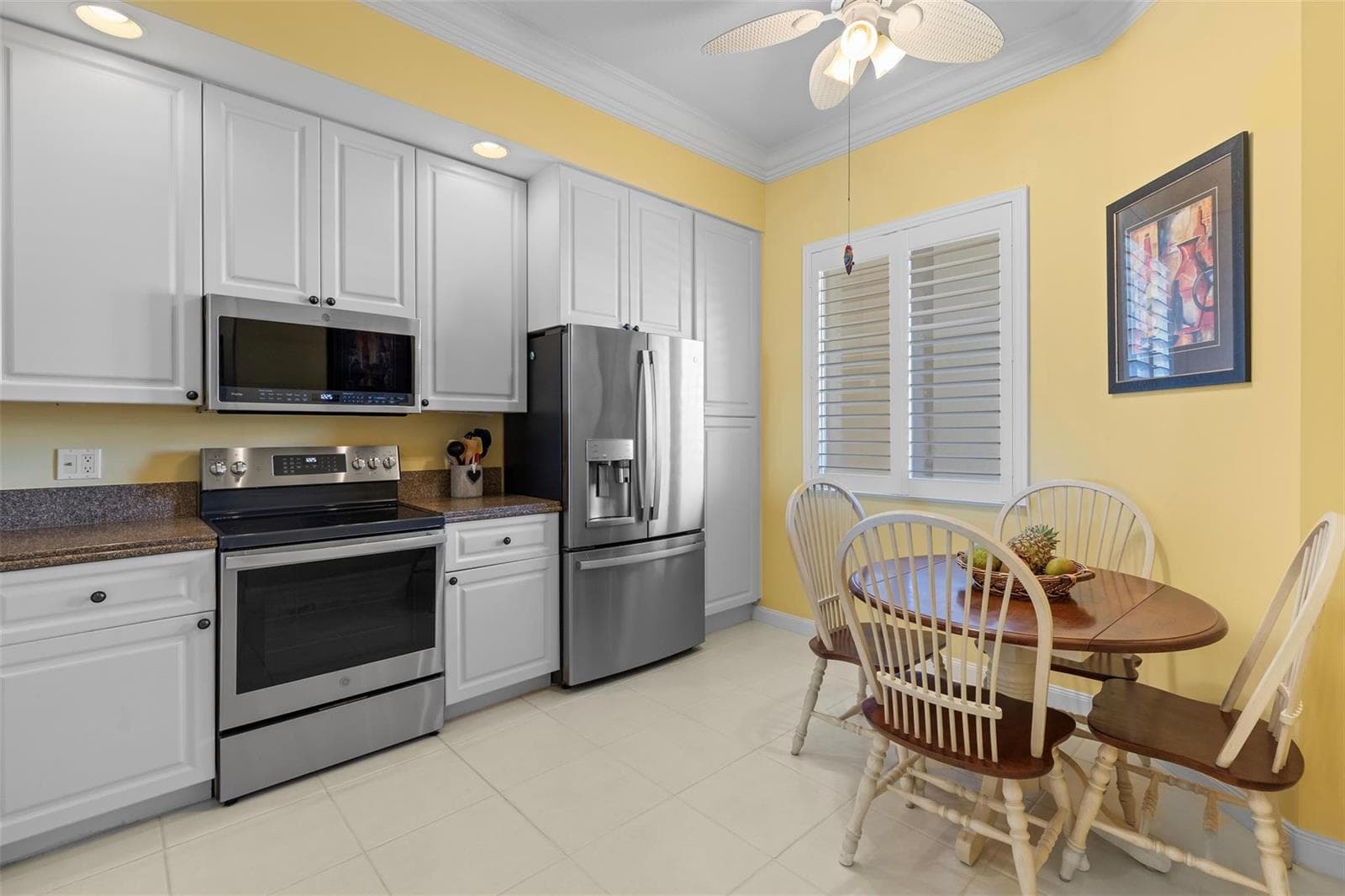 21 Harbour Isle Drive 203 photo 15