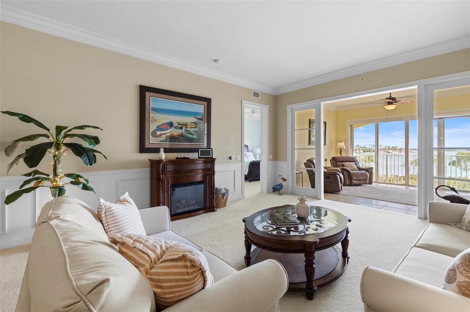 21 Harbour Isle Drive 203 photo 8