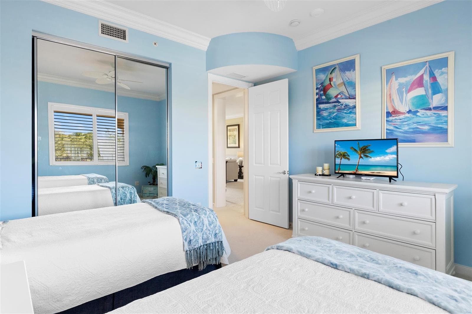 21 Harbour Isle Drive 203 photo 25