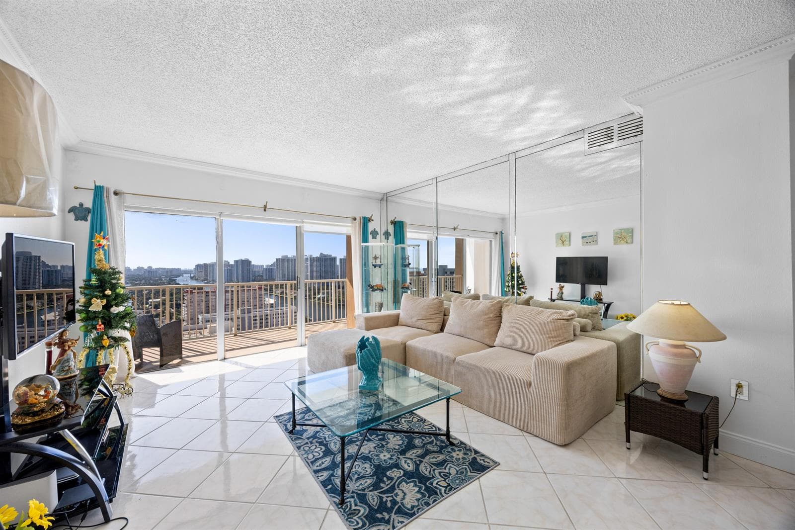 1985 S Ocean Drive Pha photo 2