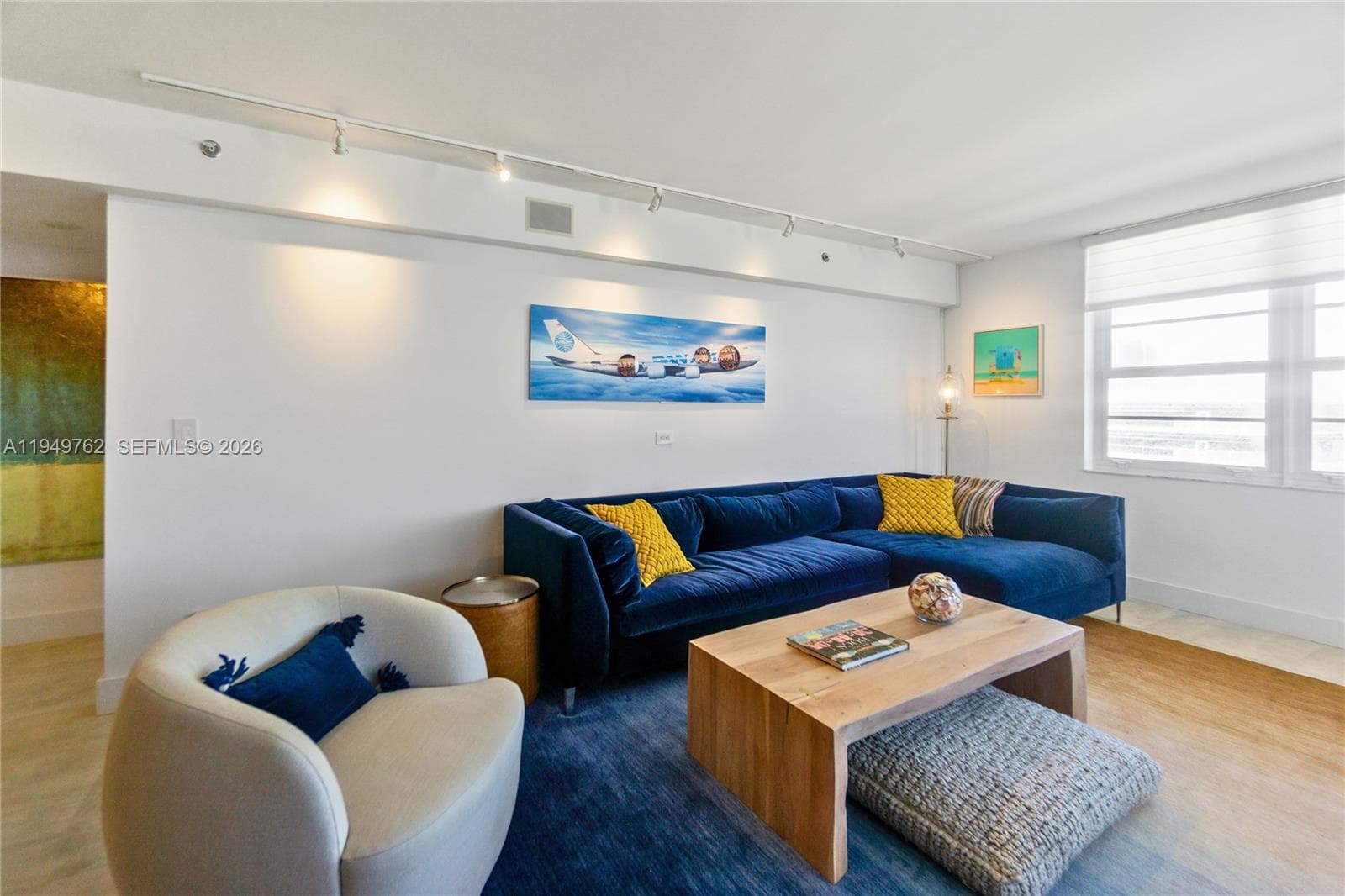 100 Lincoln Rd 1447 photo 4