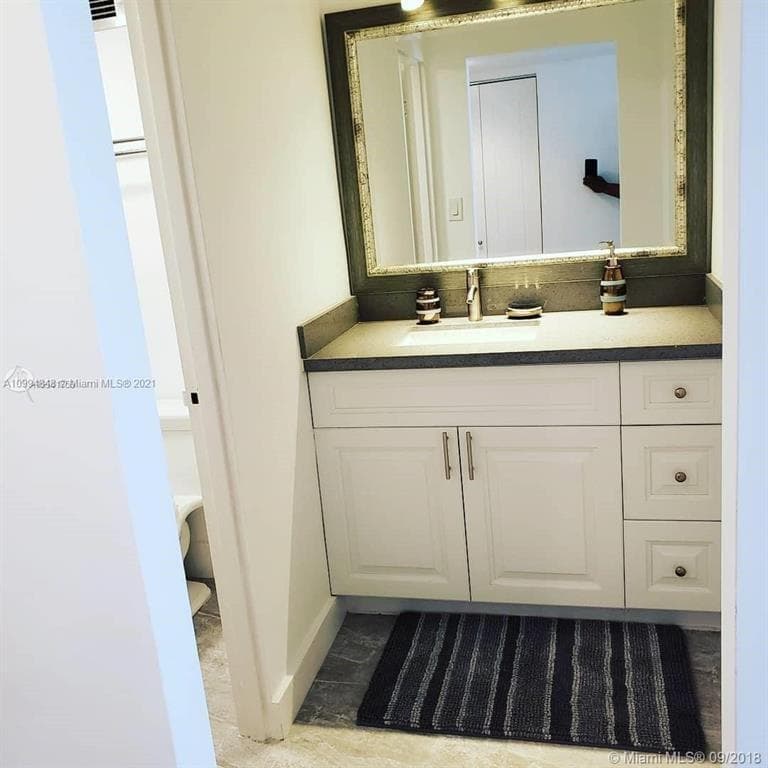 100 Lincoln Road 707 photo 7