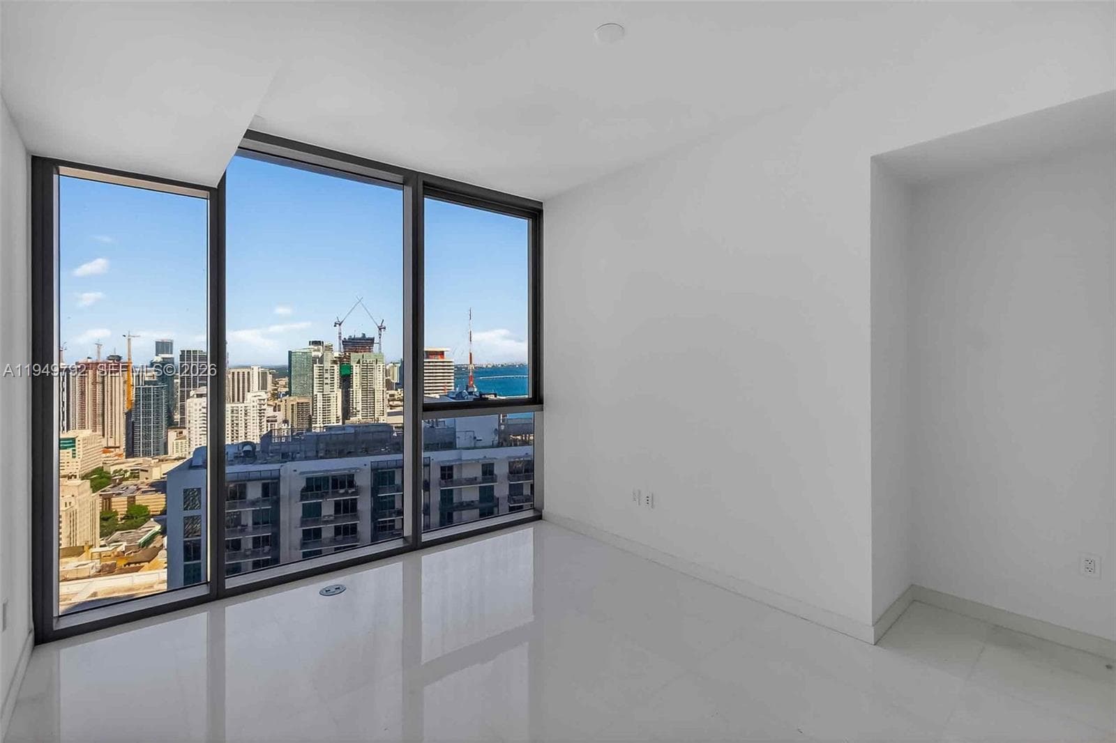 300 N Biscayne Boulevard Way 4809W photo 10