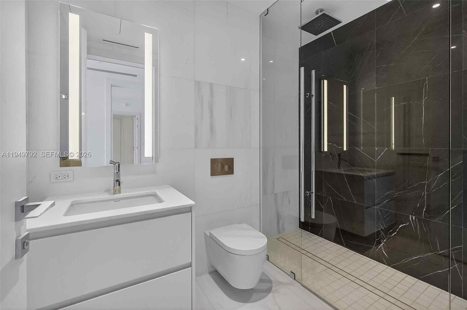 300 N Biscayne Boulevard Way 4809W photo 21