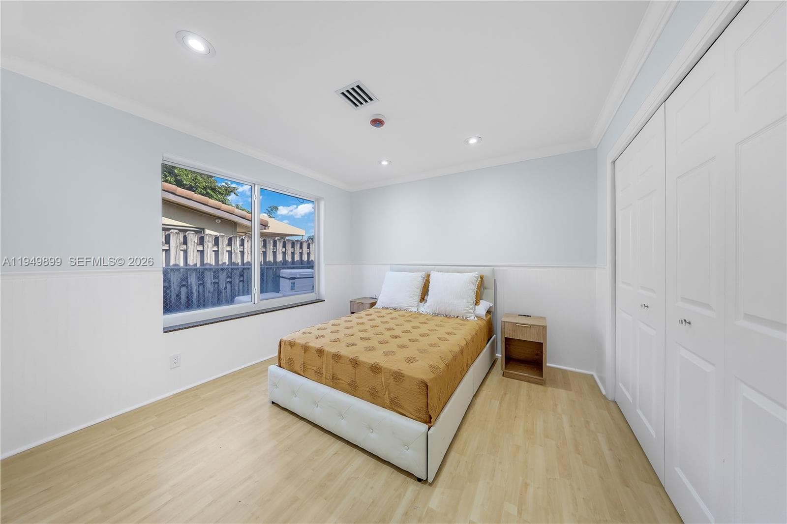 800 3rd Ter photo 17