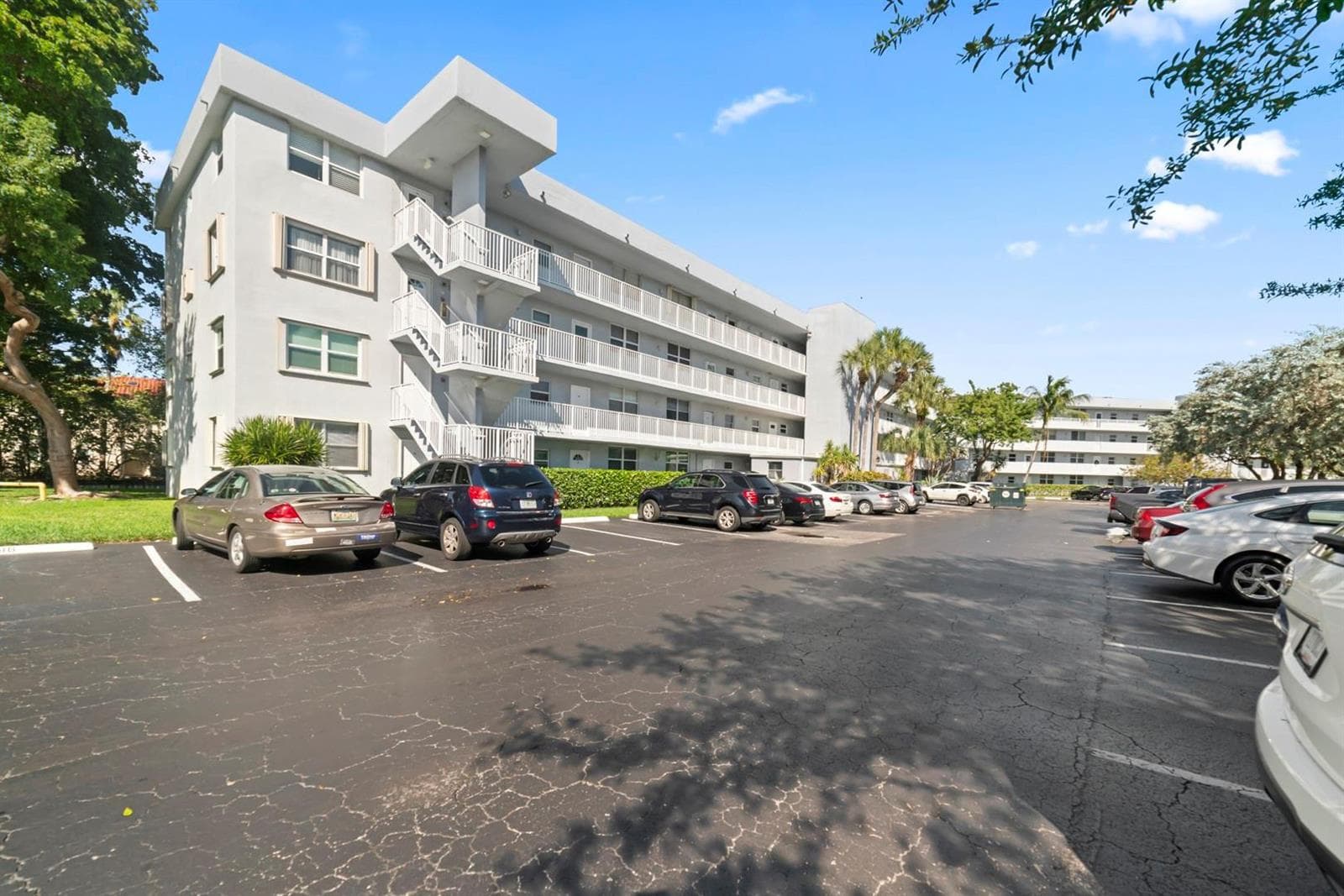 113 Royal Park Drive 2c photo 1