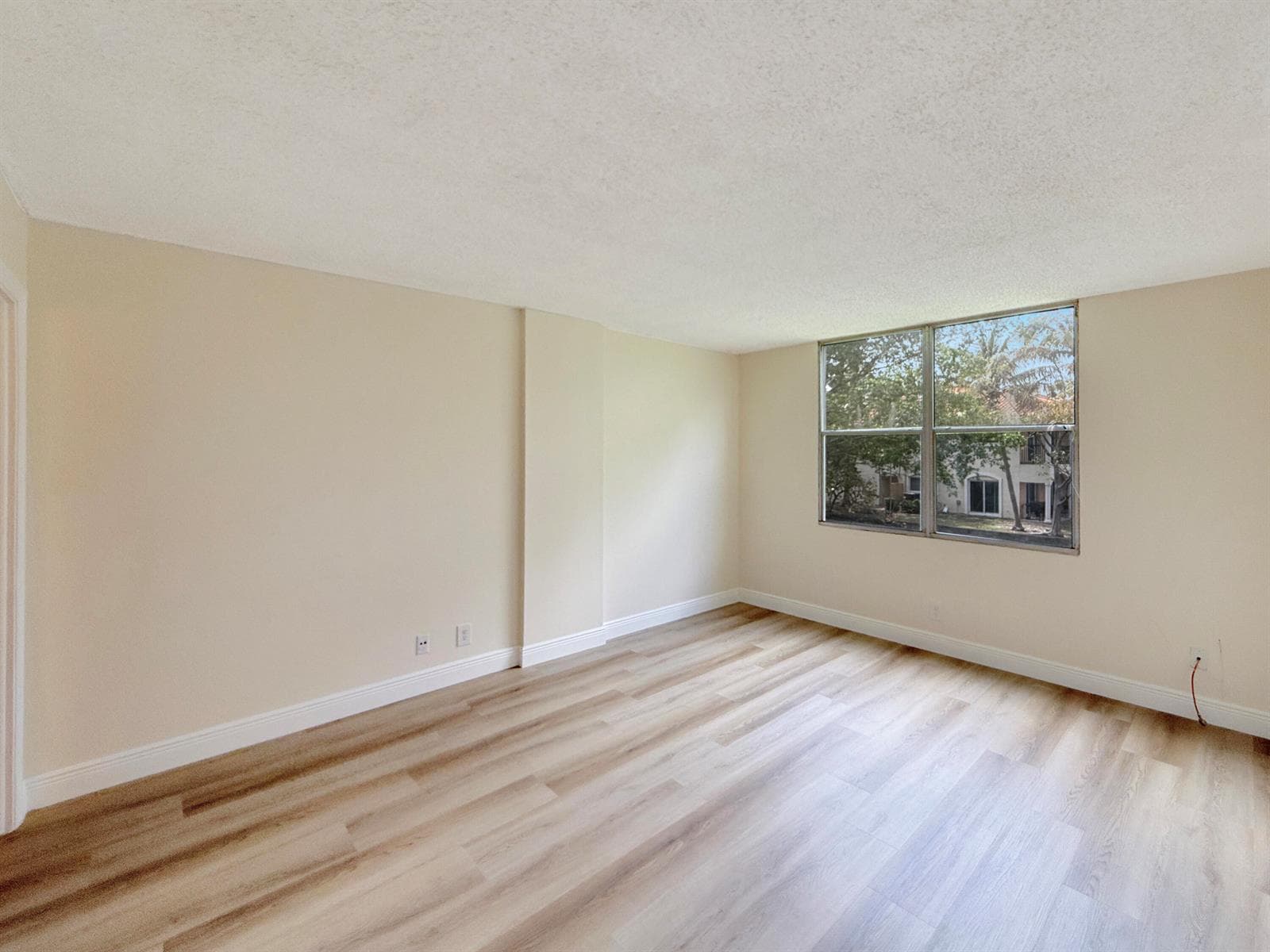 113 Royal Park Drive 2c photo 18