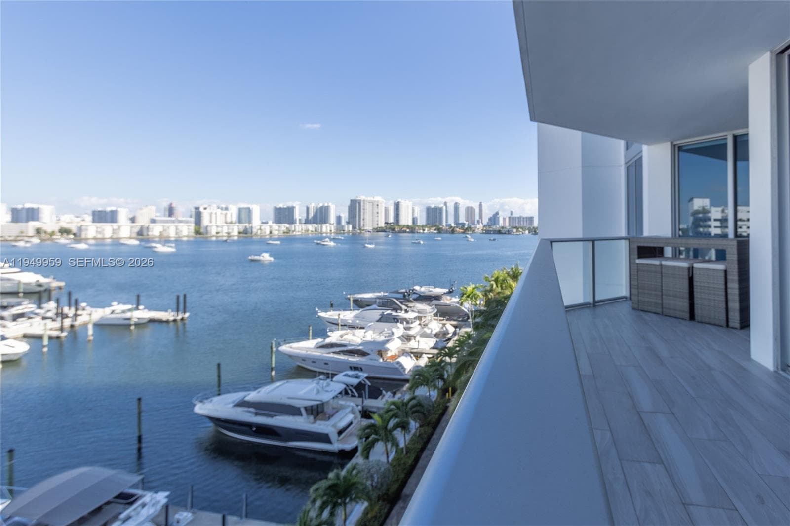 17111 Biscayne Blvd 505 photo 2