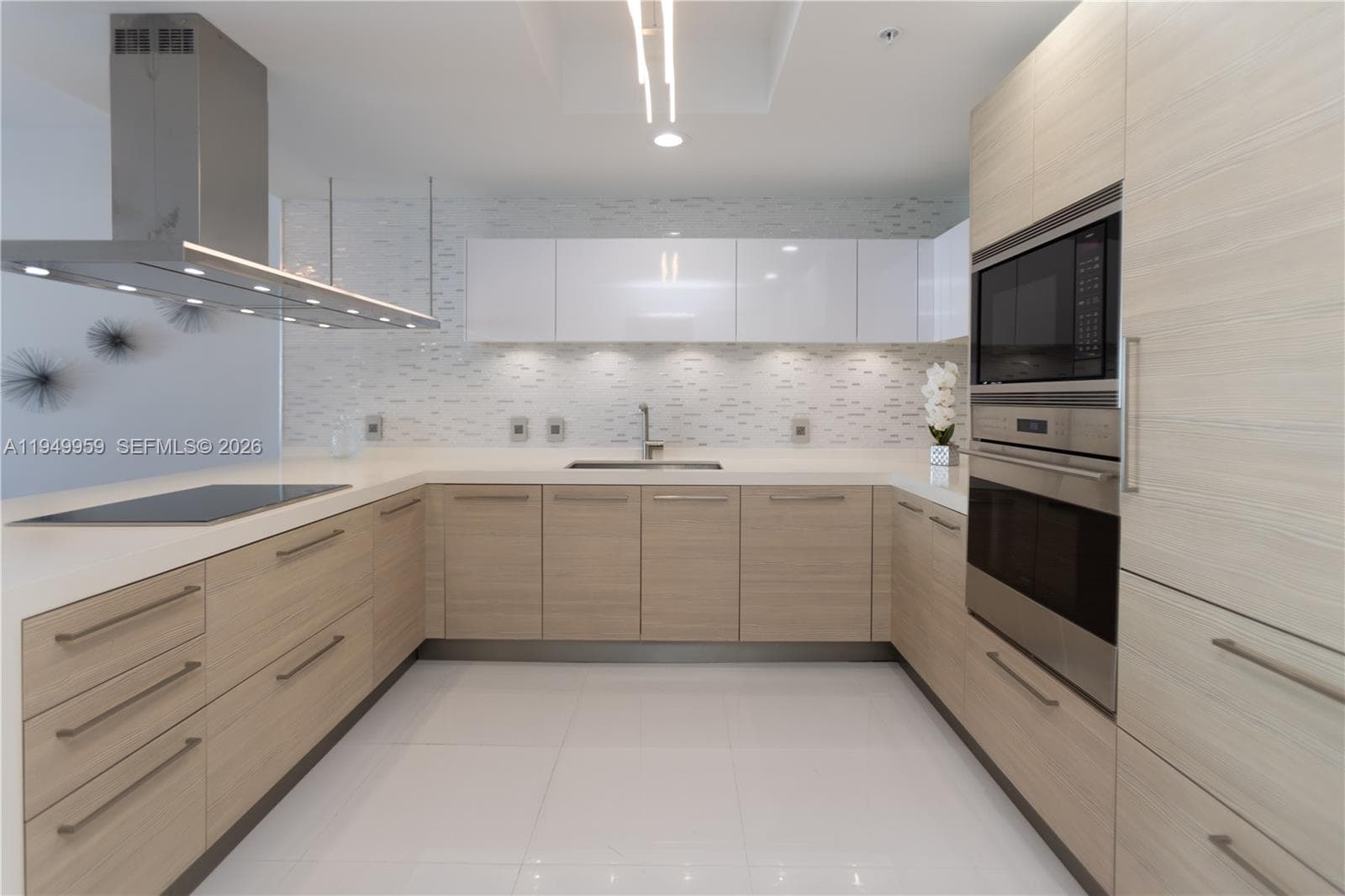 17111 Biscayne Blvd 505 photo 14