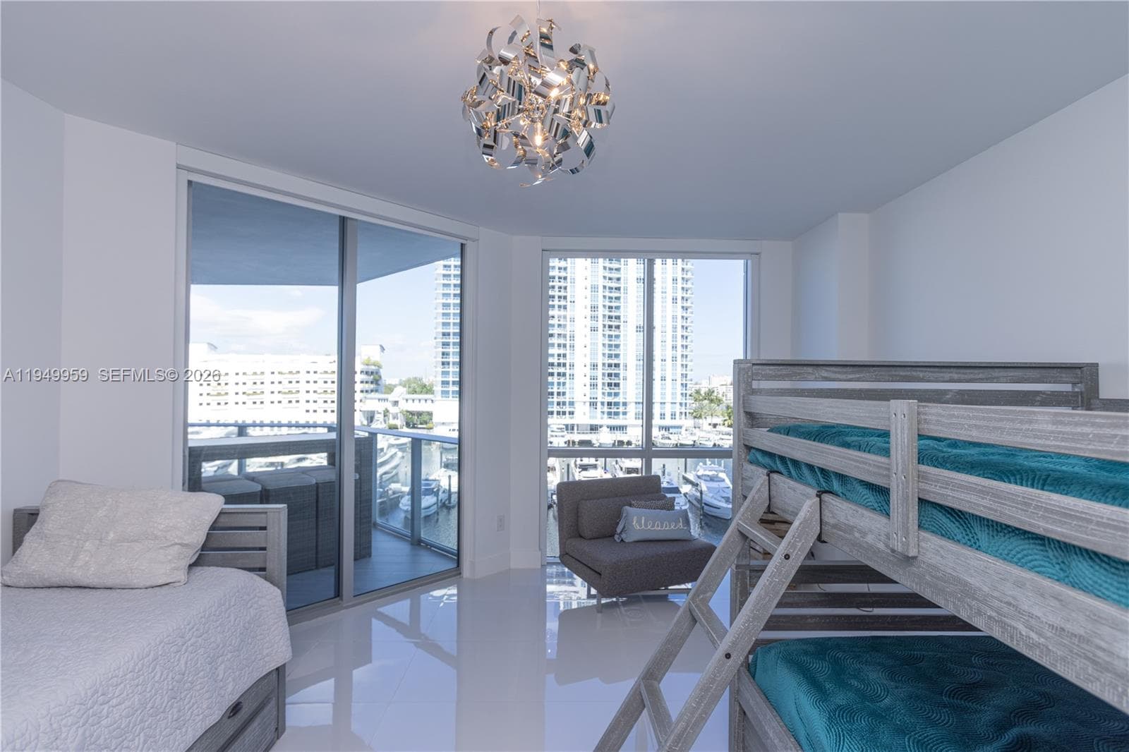 17111 Biscayne Blvd 505 photo 8