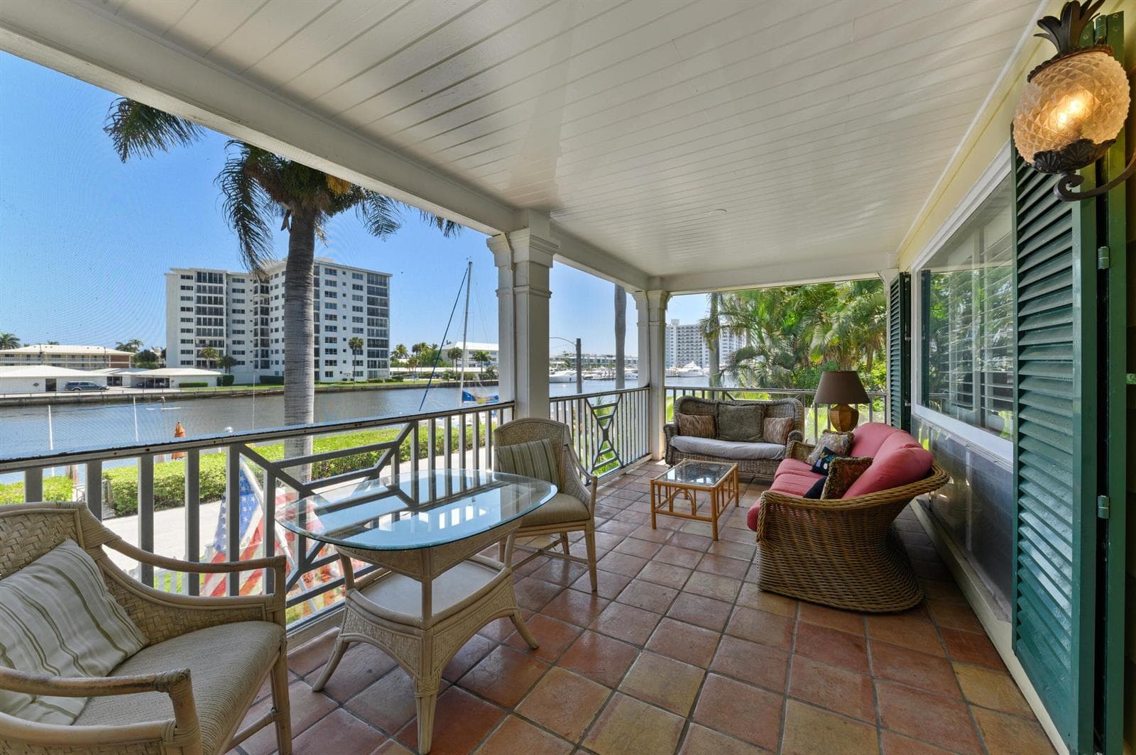 24 Marine Way photo 2