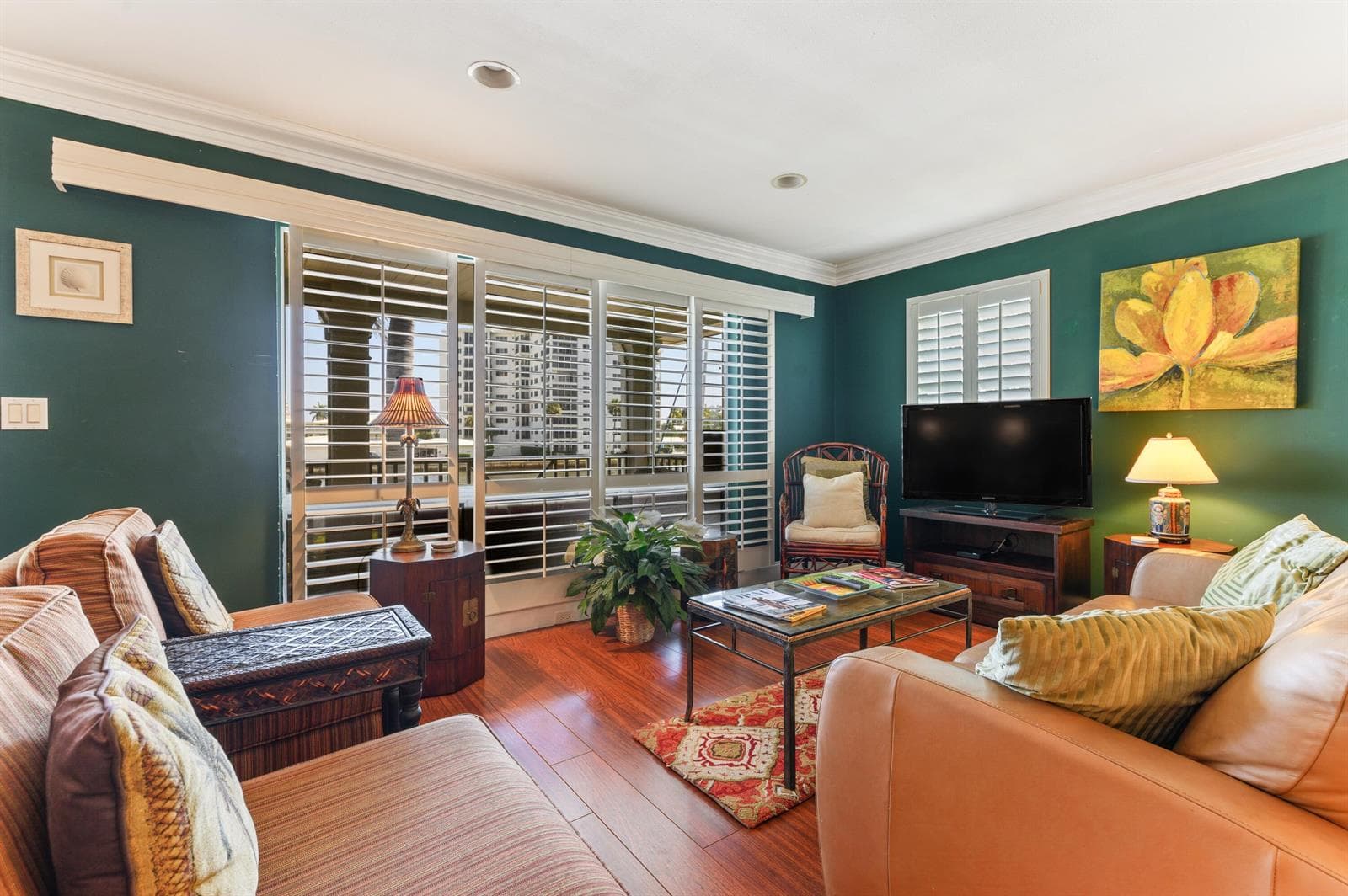 24 Marine Way photo 3