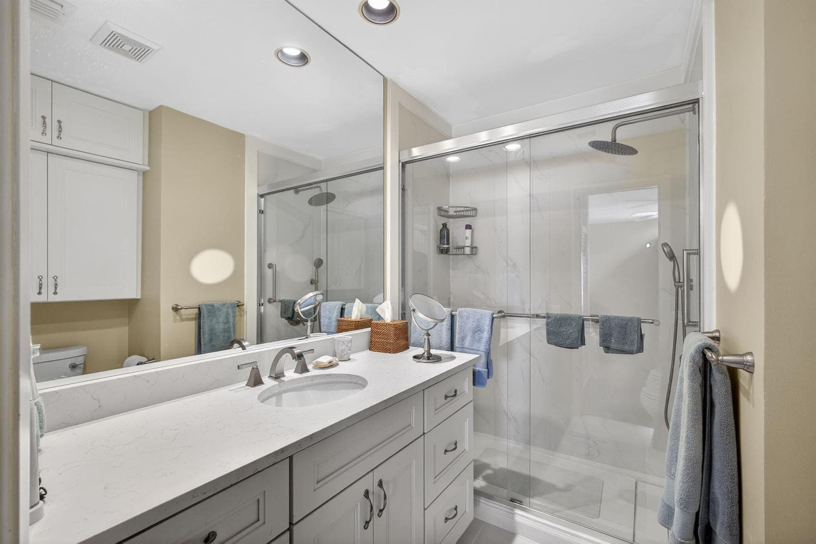 478 Tequesta Drive #209 photo 22