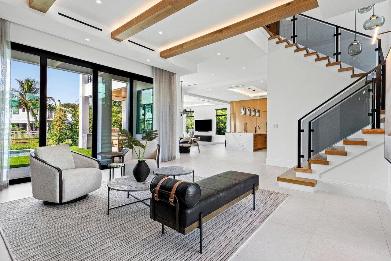 830 Lake Shore Drive photo 12