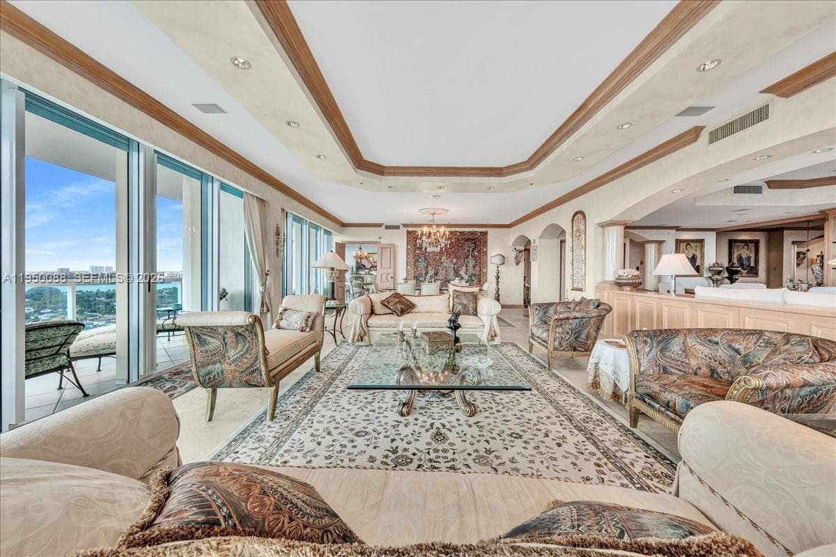 10101 Collins Ave 16B photo 3