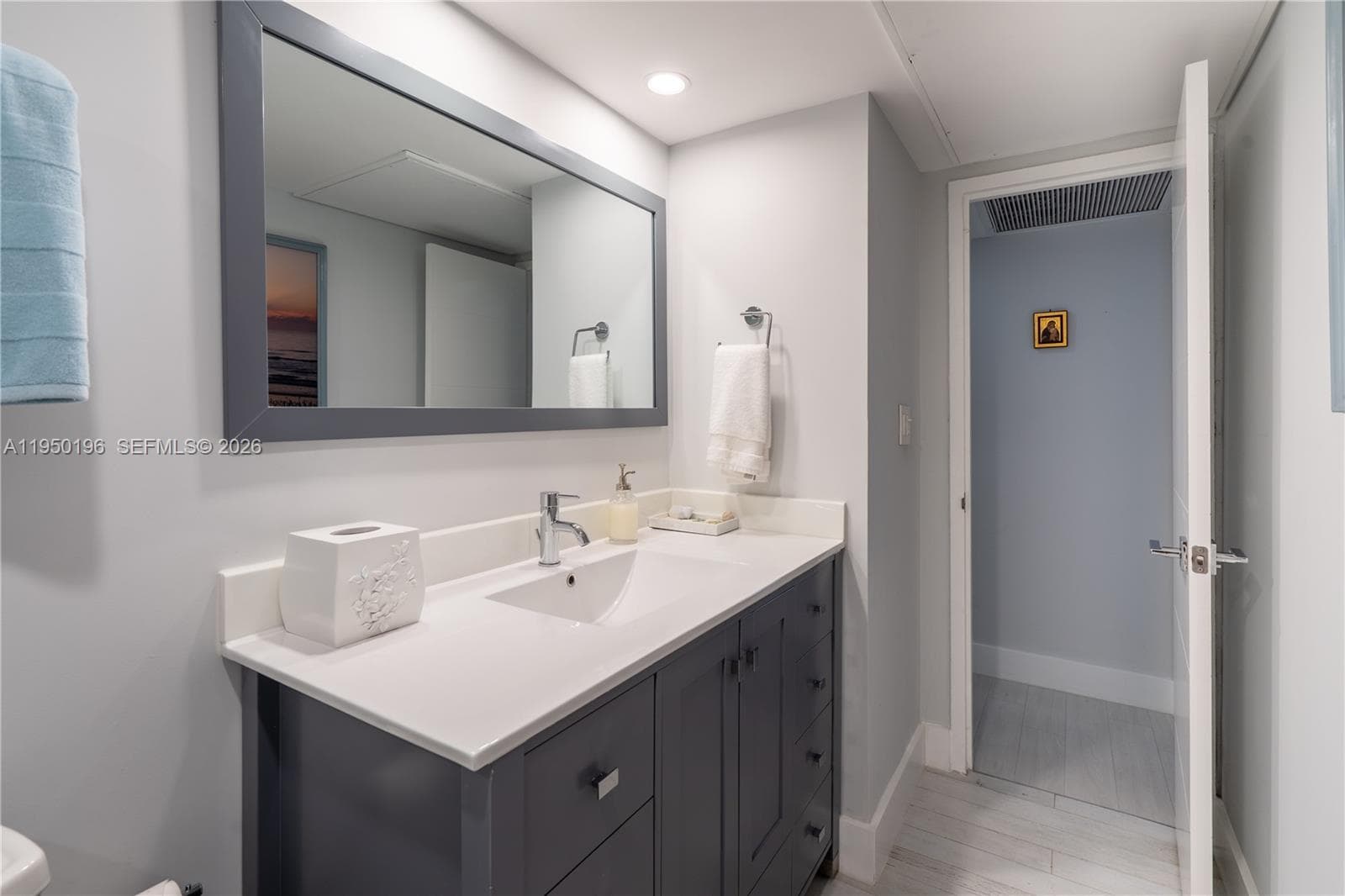 5701 Collins Ave 1417 photo 20