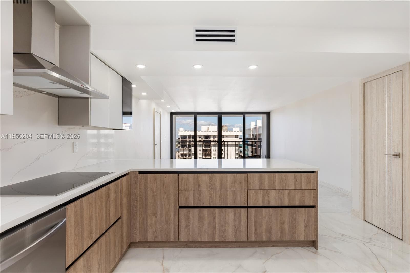 2401 S Ocean Dr PH-A4 photo 2