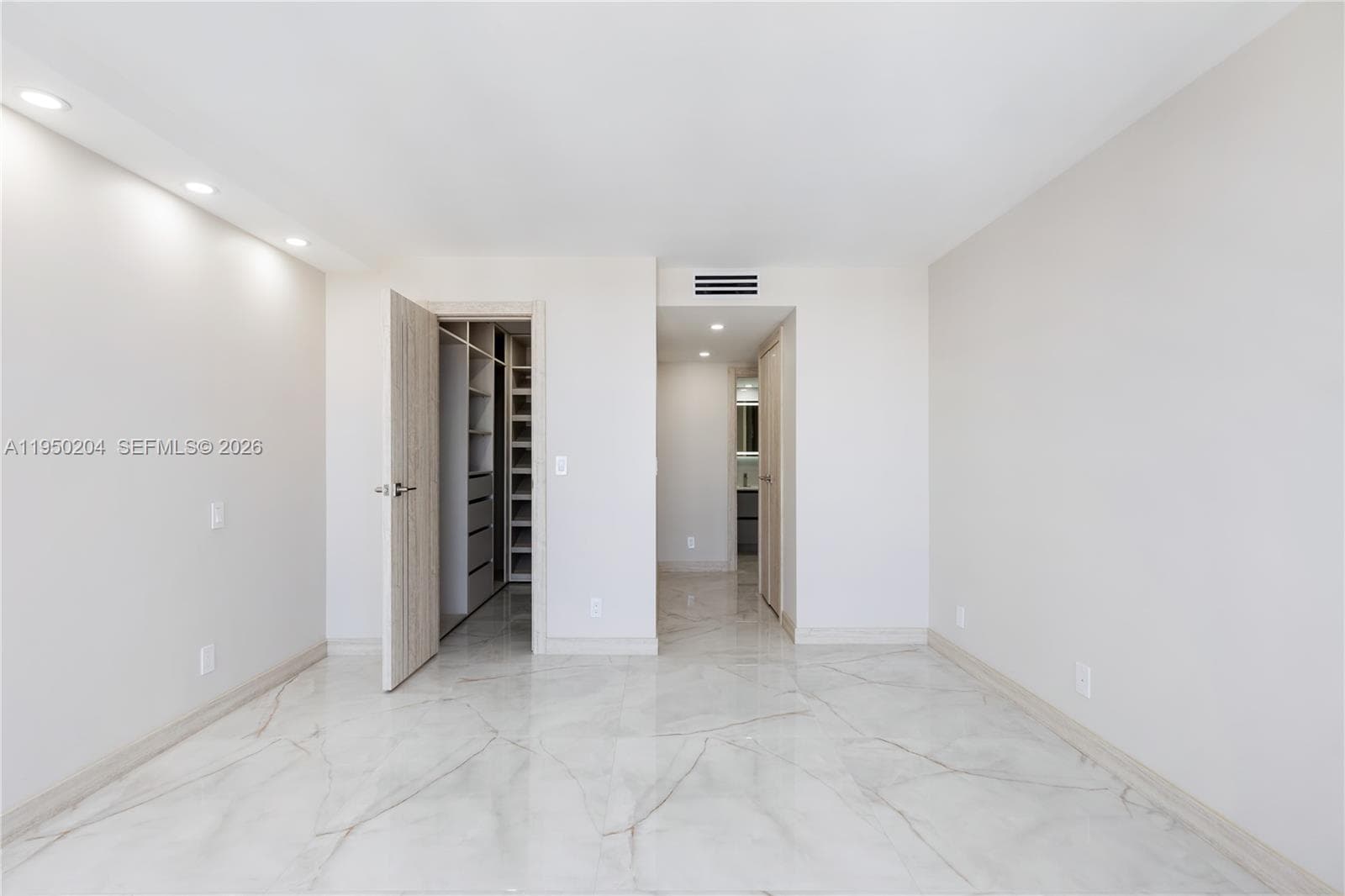 2401 S Ocean Dr PH-A4 photo 16