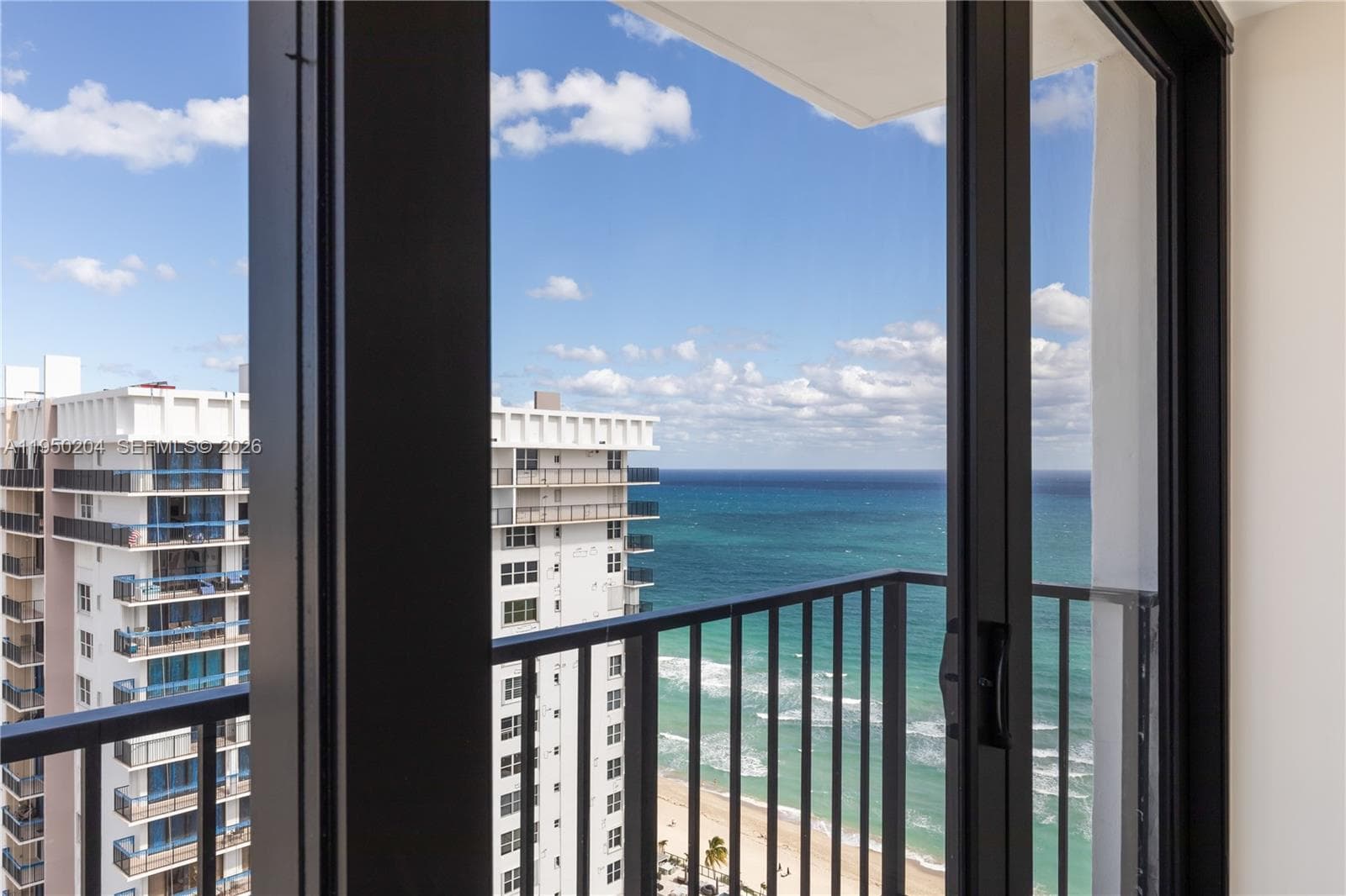 2401 S Ocean Dr PH-A4 photo 14