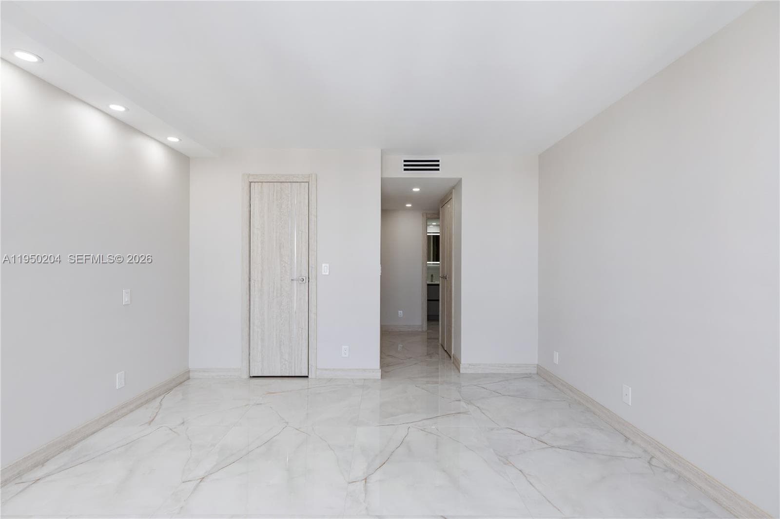 2401 S Ocean Dr PH-A4 photo 15