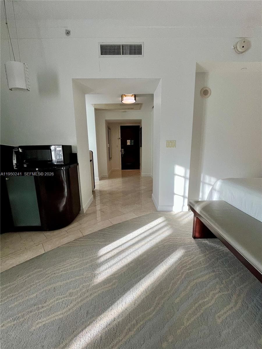 4391 Collins Ave 419 photo 16