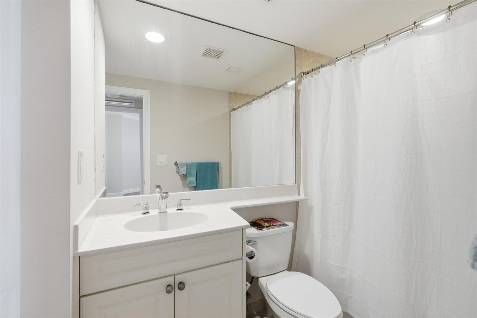 975 NW Flagler Avenue 307 photo 20