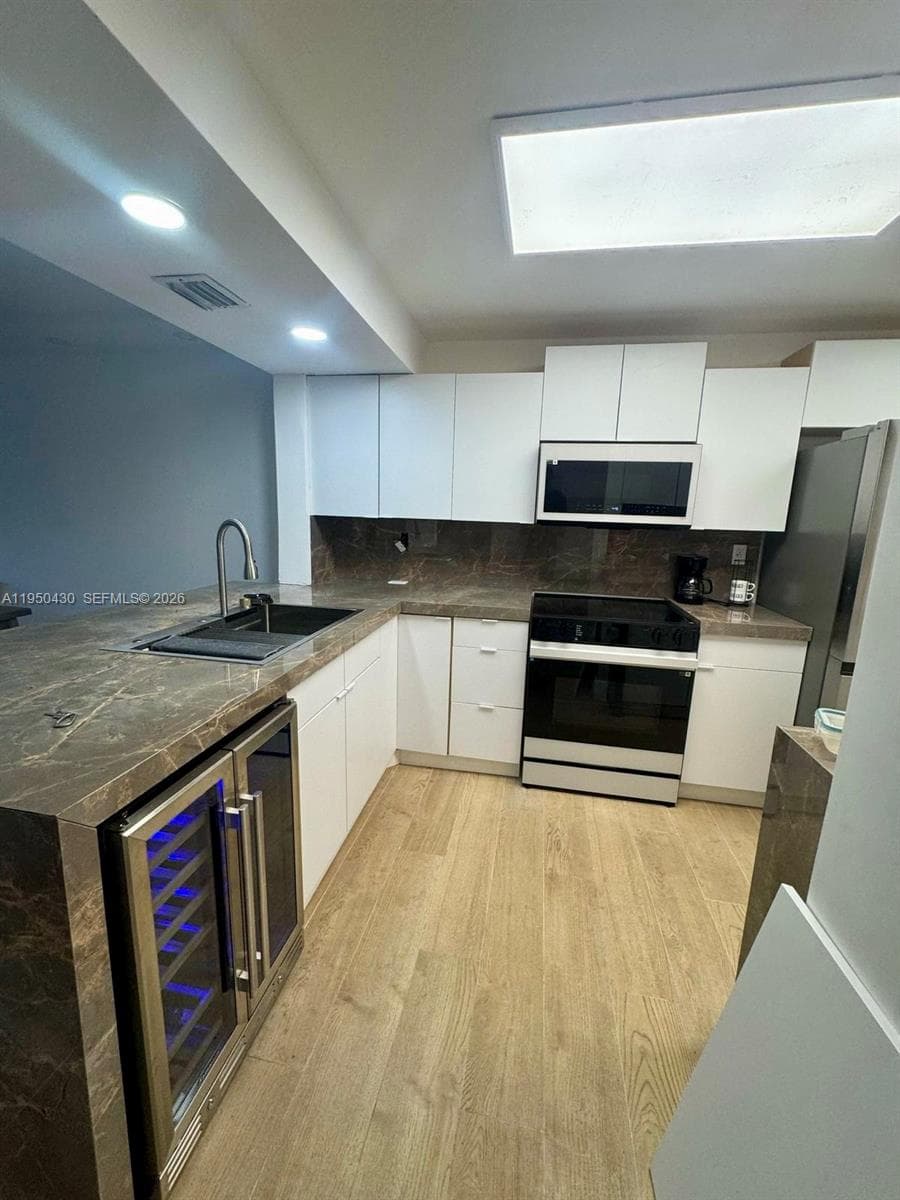 10044 S Ocean dr 105 photo 4