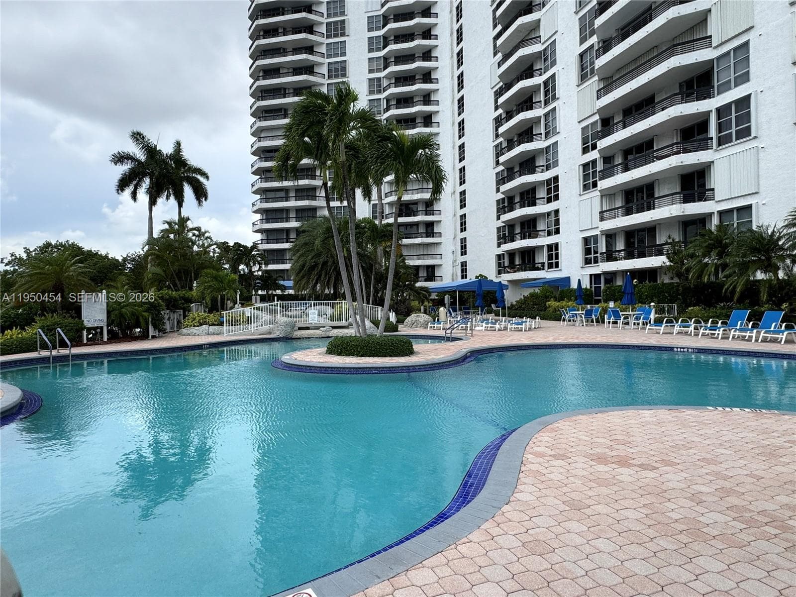 3530 Mystic Pointe Dr 2602 + Parking photo 8