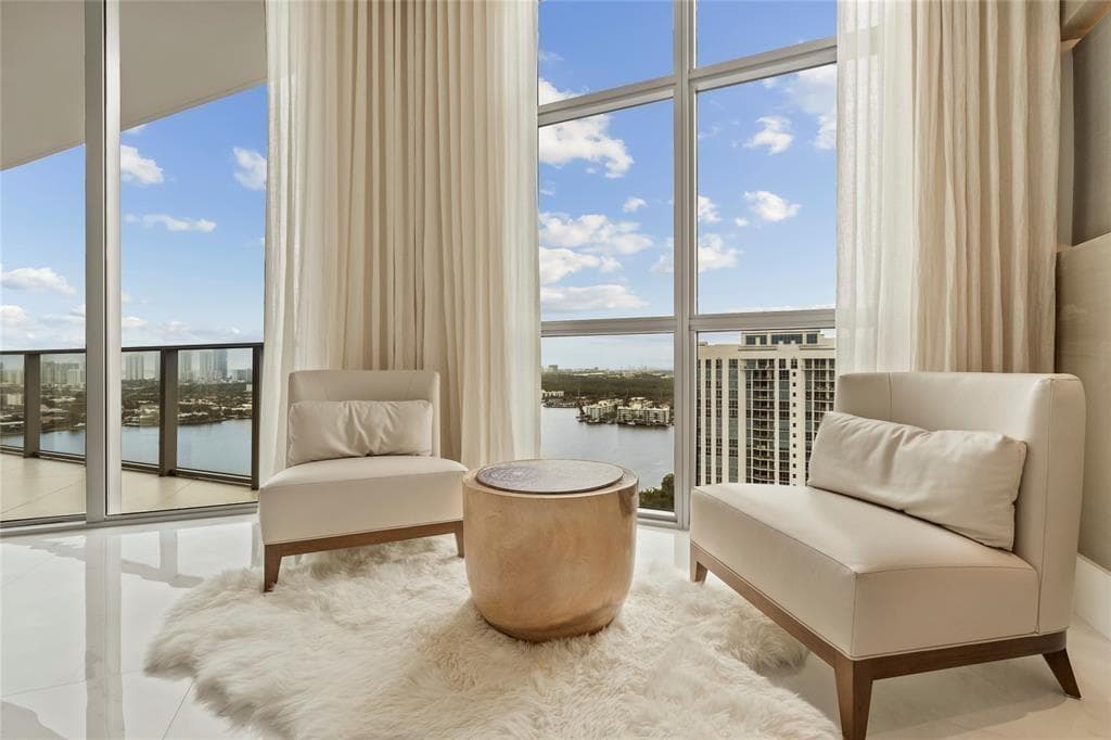 17301 Biscayne Boulevard Ph 7 photo 14