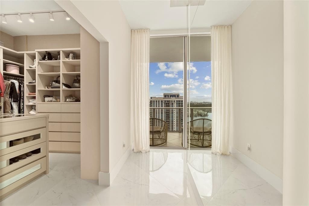 17301 Biscayne Boulevard Ph 7 photo 21