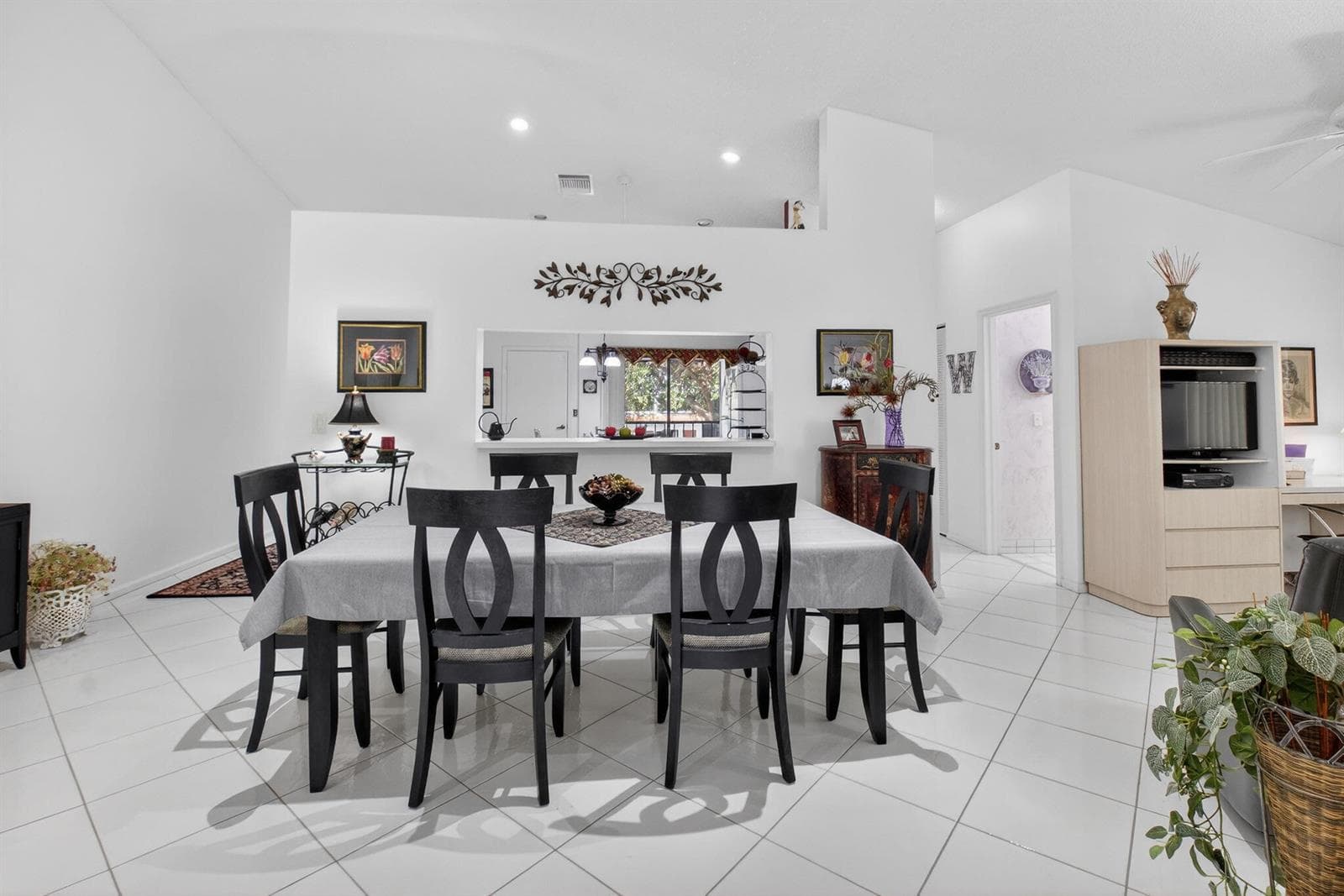 9716 Sills Drive E 201 photo 17